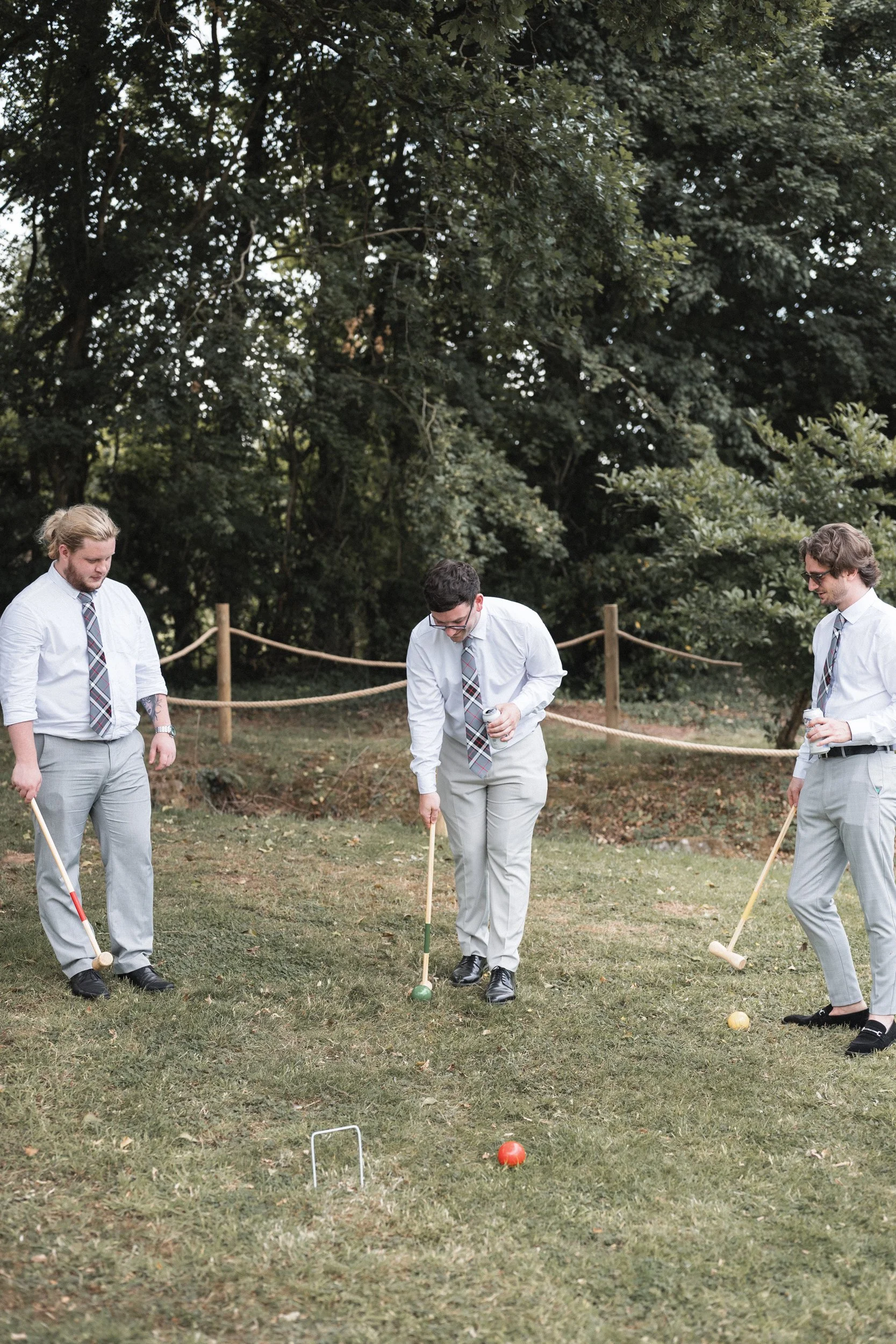 Oxfordshire-Wedding-Photographer-160.jpg