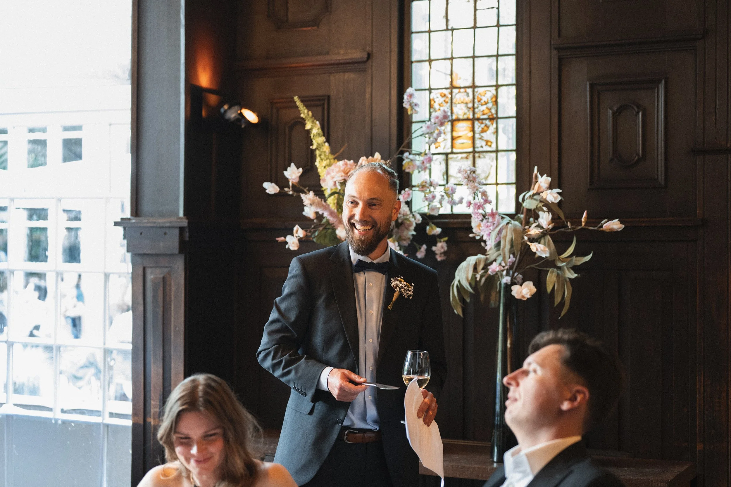Oxfordshire-Garden-Wedding-Photographer-526.jpg