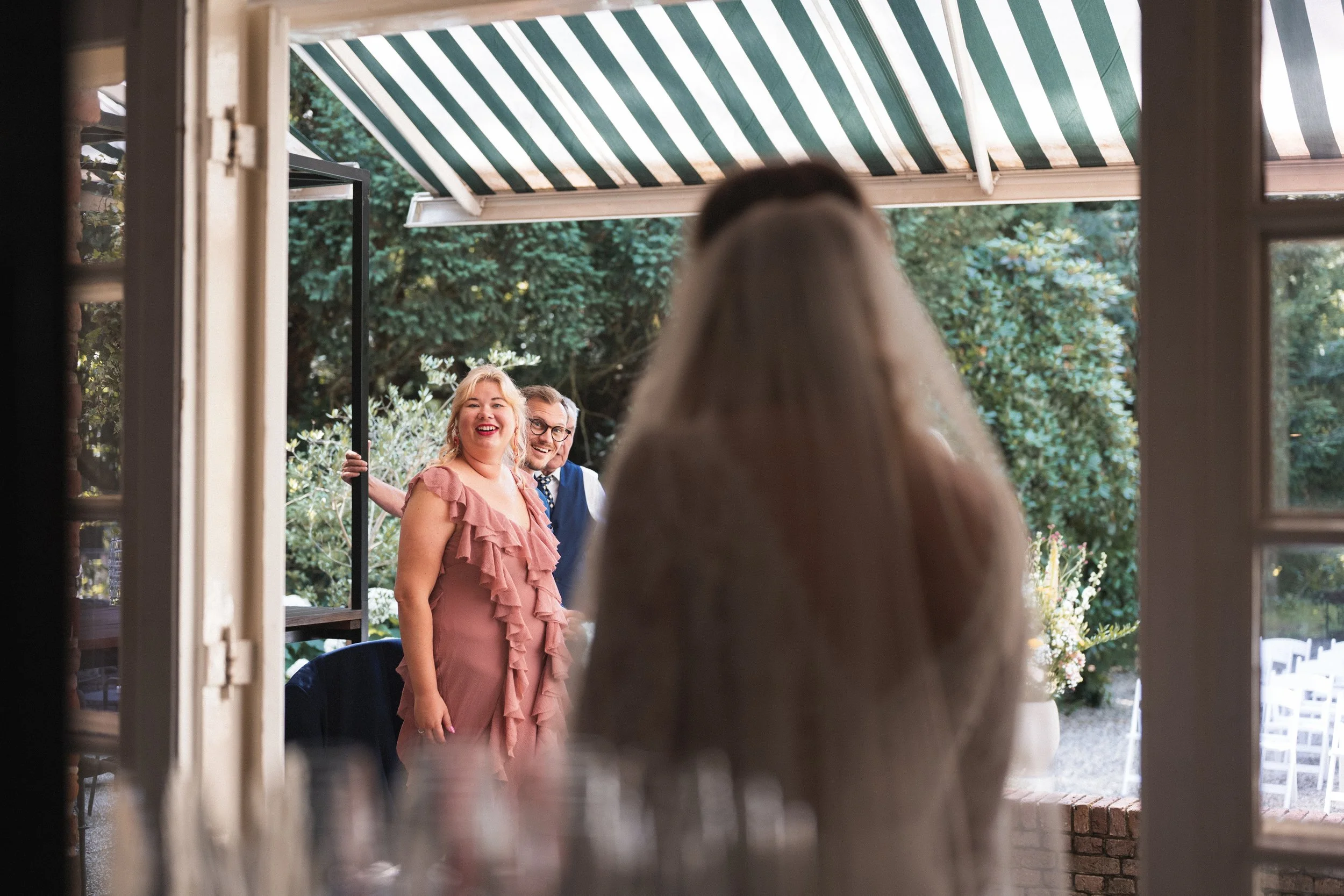 Oxfordshire-Garden-Wedding-Photographer-112.jpg