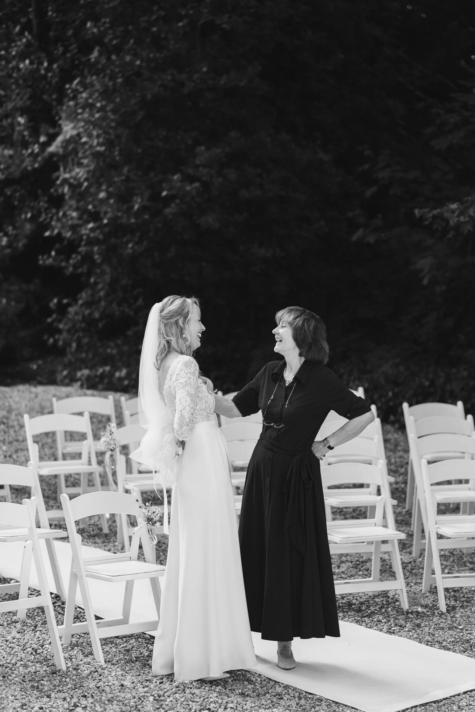 Oxfordshire-Garden-Wedding-Photographer-432.jpg