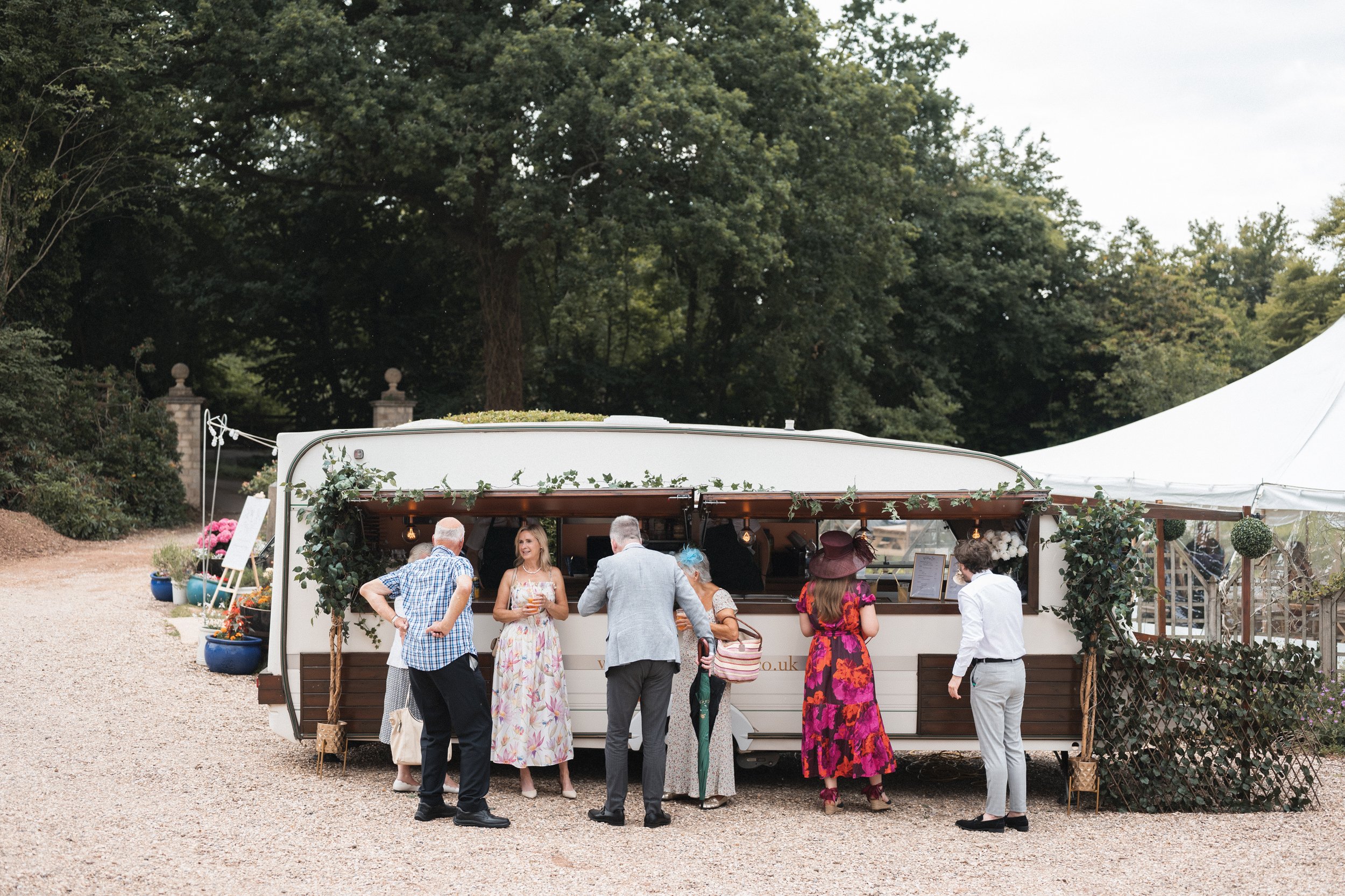 Oxfordshire-Wedding-Photographer-151.jpg