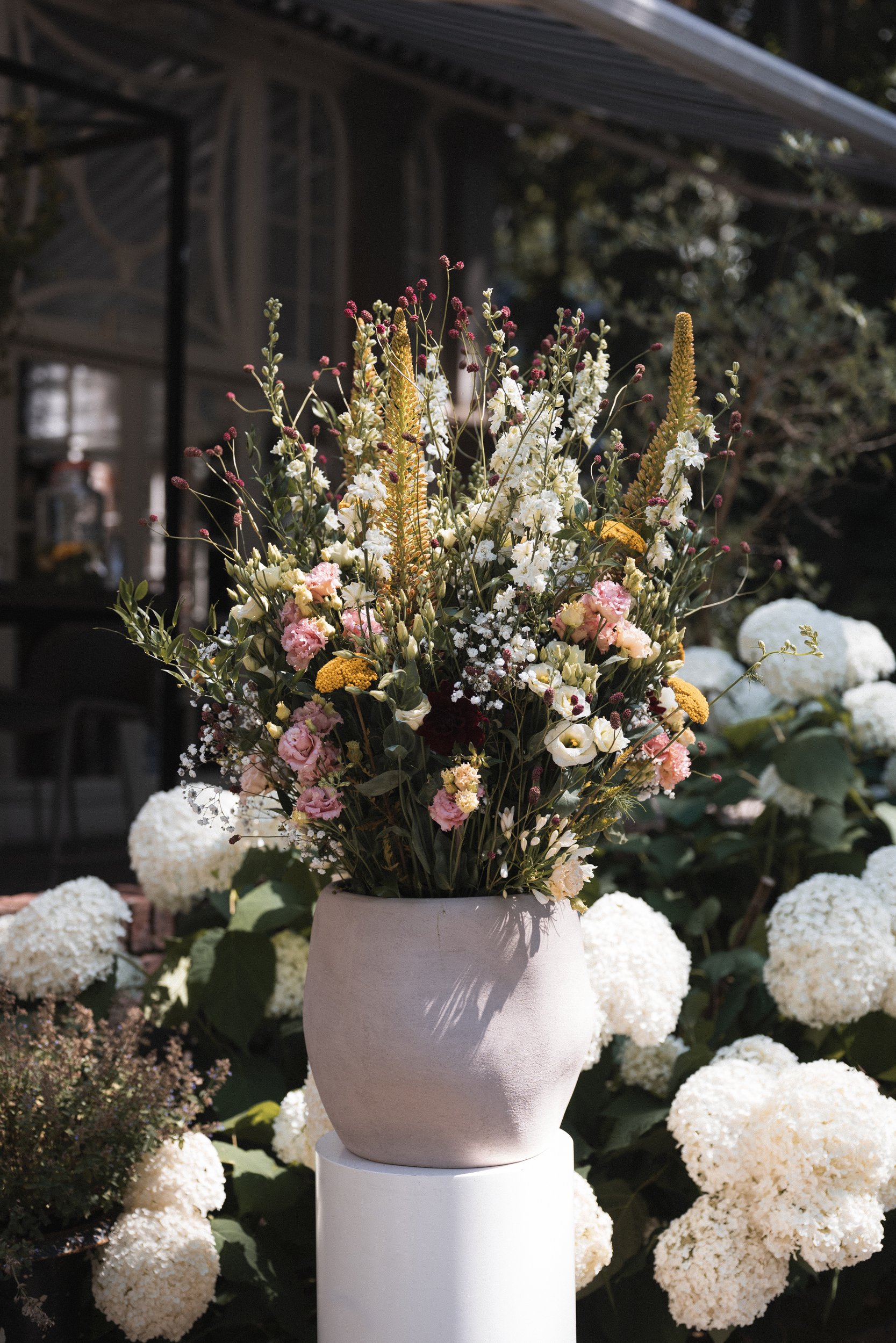 Oxfordshire-Garden-Wedding-Photographer-013.jpg