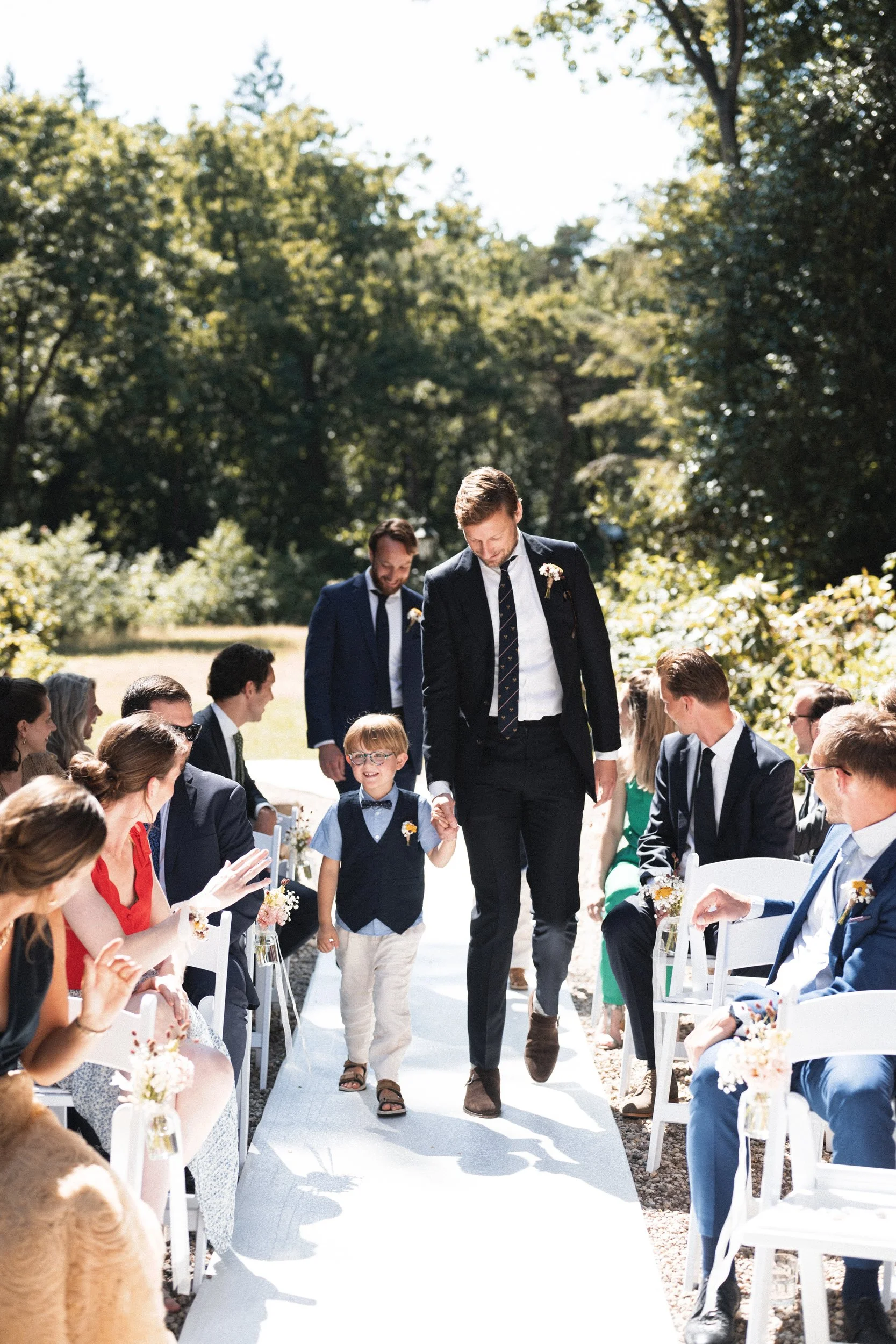 Oxfordshire-Garden-Wedding-Photographer-237.jpg