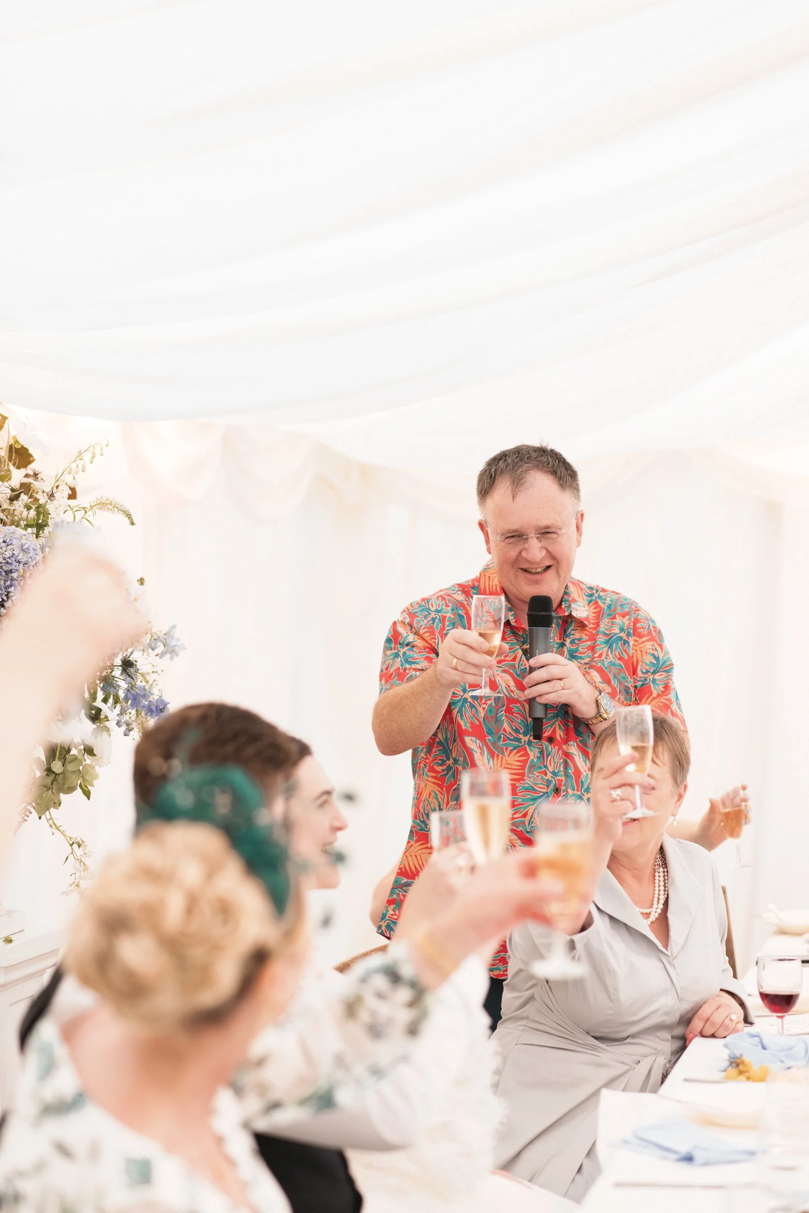Oxfordshire-Wedding-Photographer-215.jpg