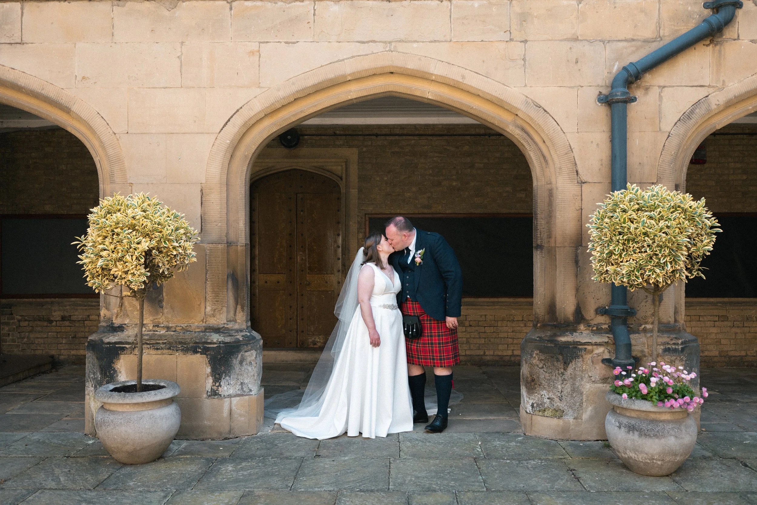 warwickshire-wedding-photographer-rugby-school-259.jpg