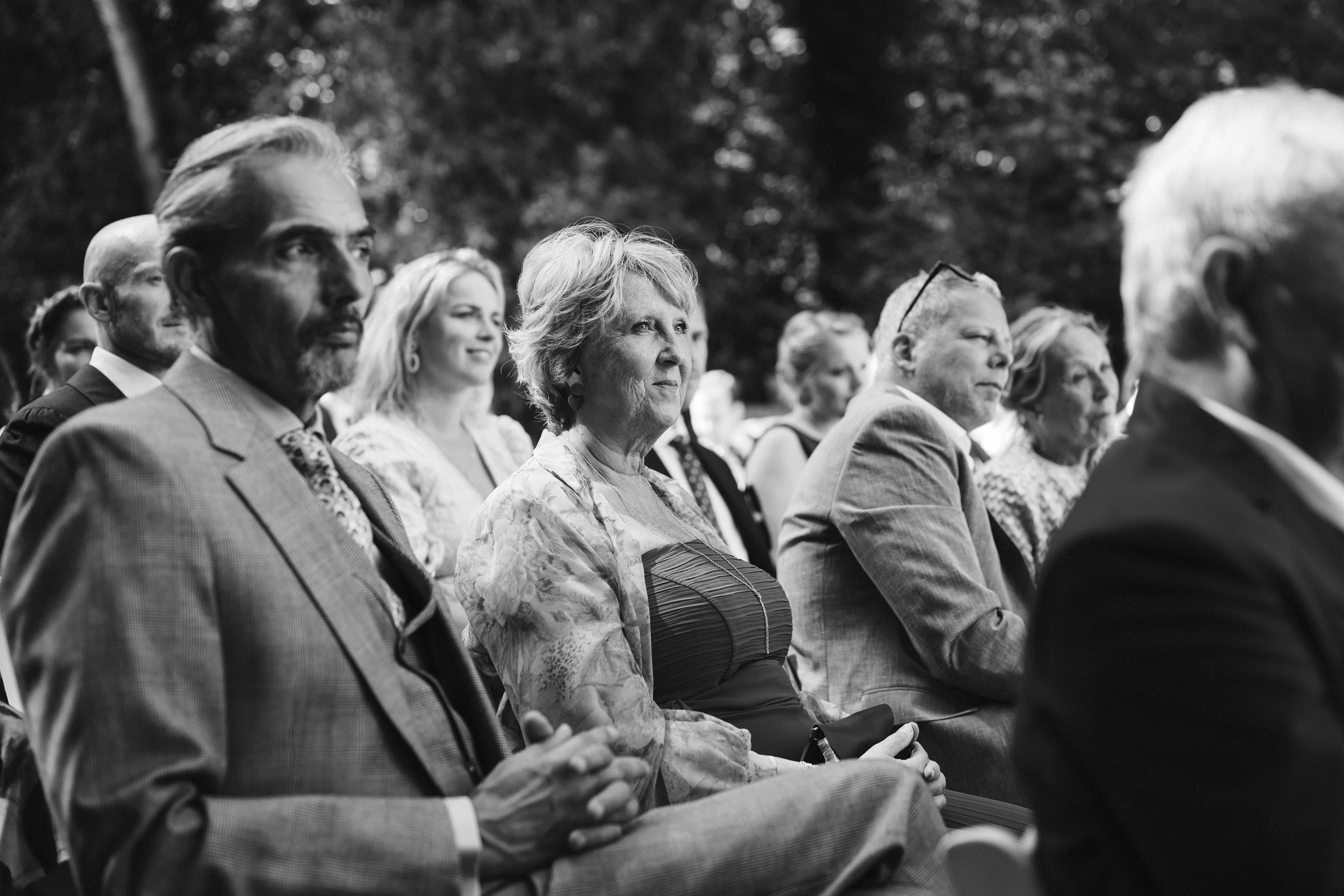 Oxfordshire-Garden-Wedding-Photographer-261.jpg