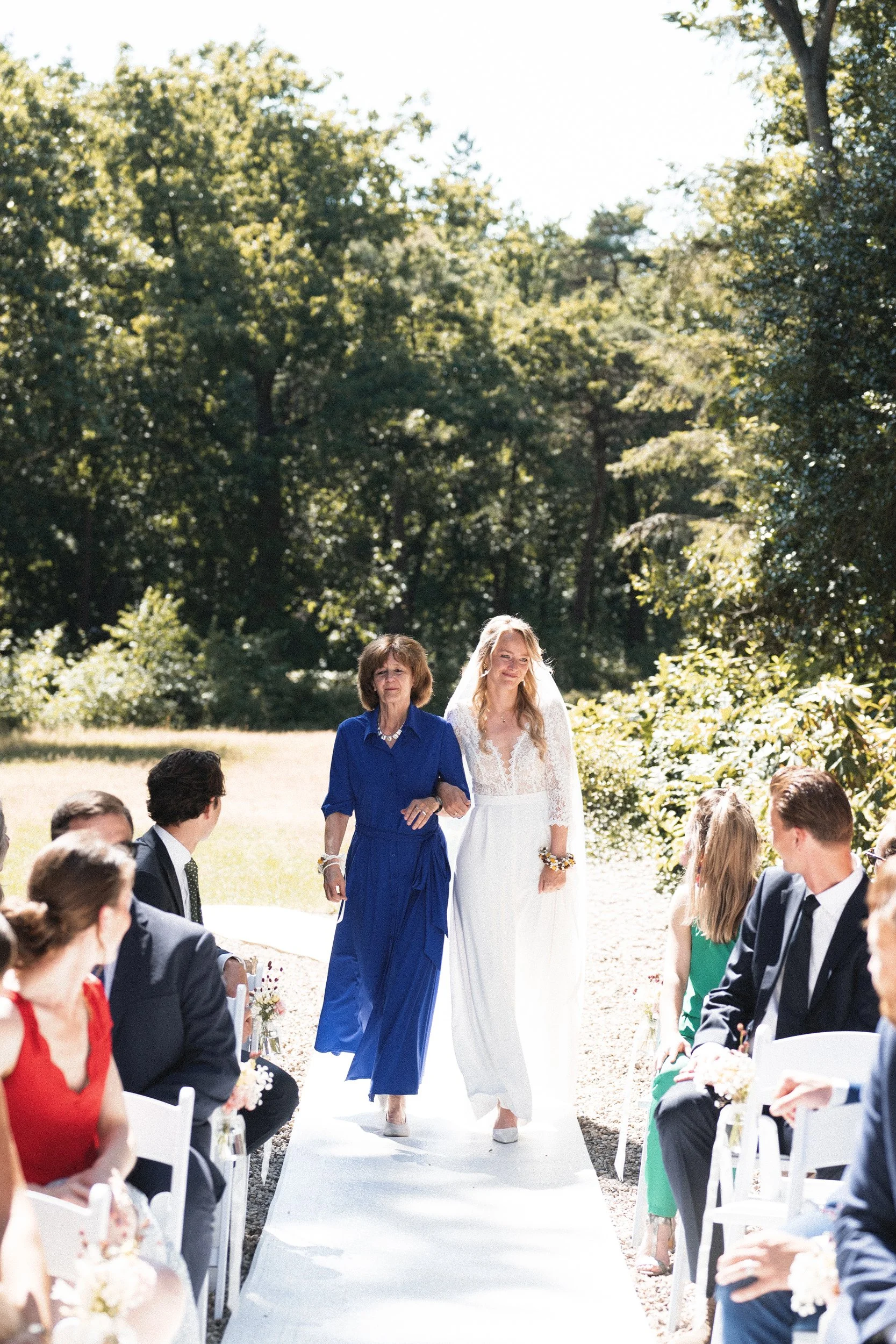 Oxfordshire-Garden-Wedding-Photographer-239.jpg