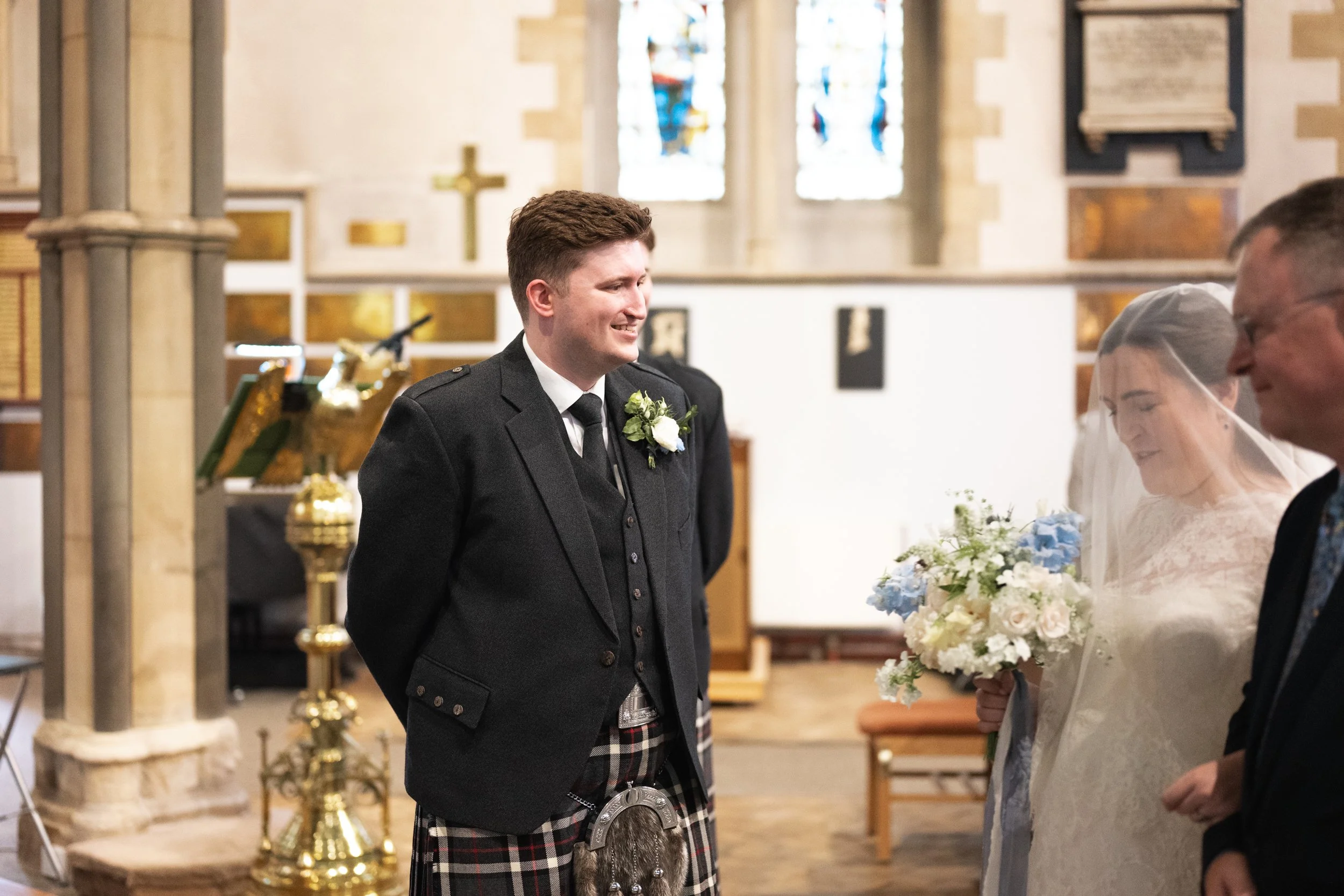 Oxfordshire-Wedding-Photographer-061.jpg