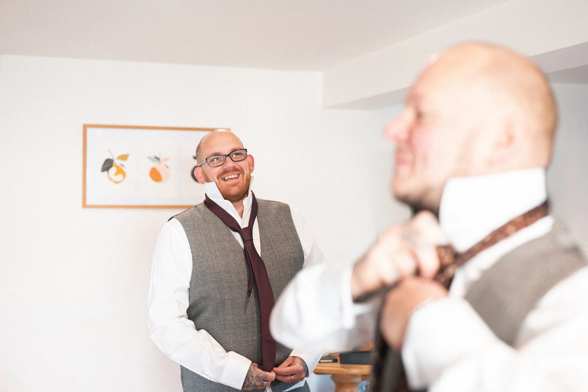 wedding-huntsmill-farm-buckinghamshire-bride-groom-couple-portraits-04.jpg