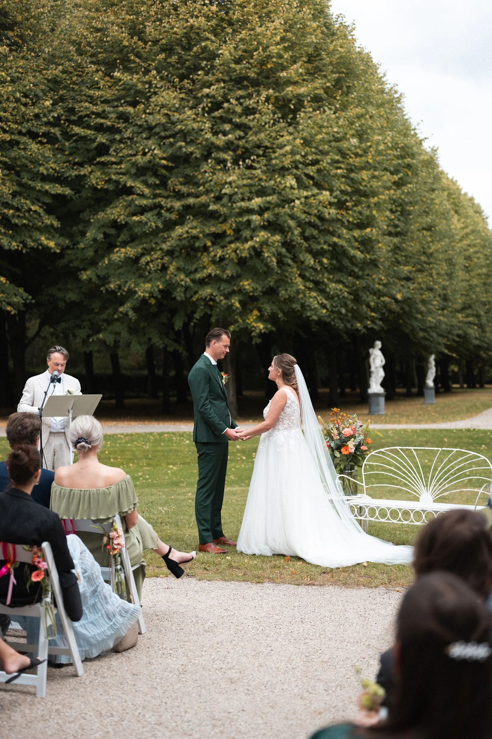 wedding-photographer-northamptonshire-bride-groom-couple-portraits-385.jpg