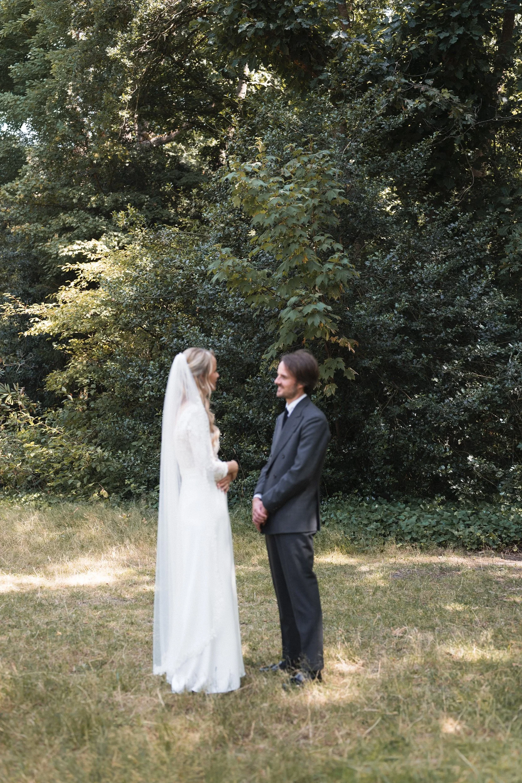 Oxfordshire-Garden-Wedding-Photographer-180.jpg