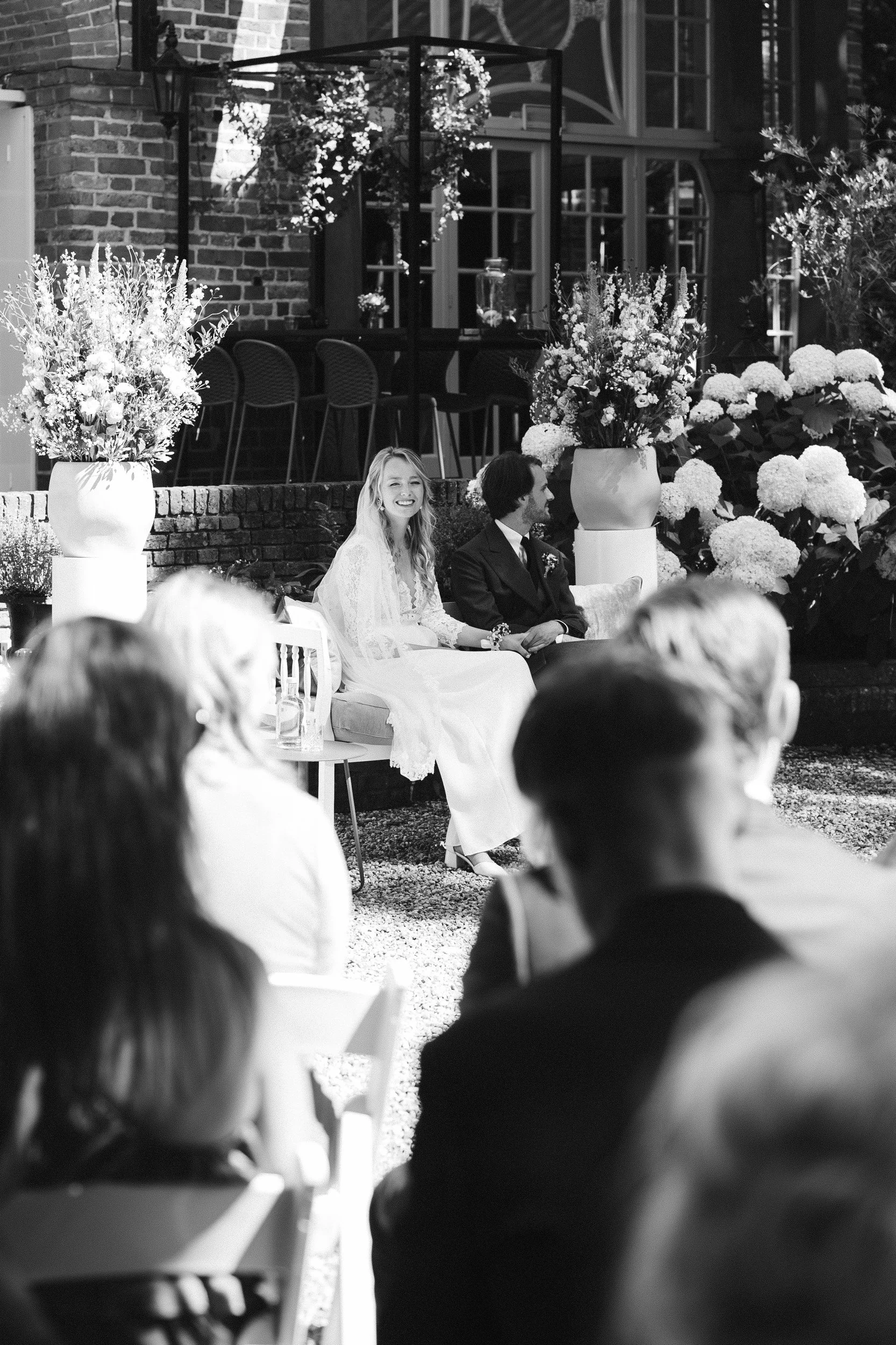 Oxfordshire-Garden-Wedding-Photographer-255.jpg