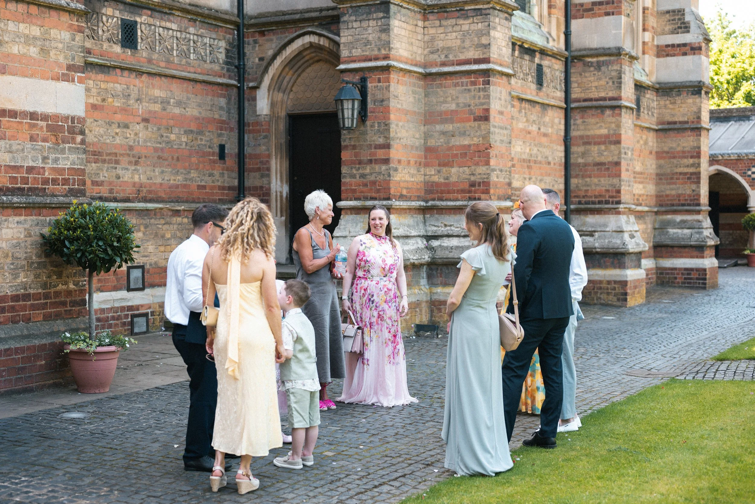 warwickshire-wedding-photographer-rugby-school-049.jpg
