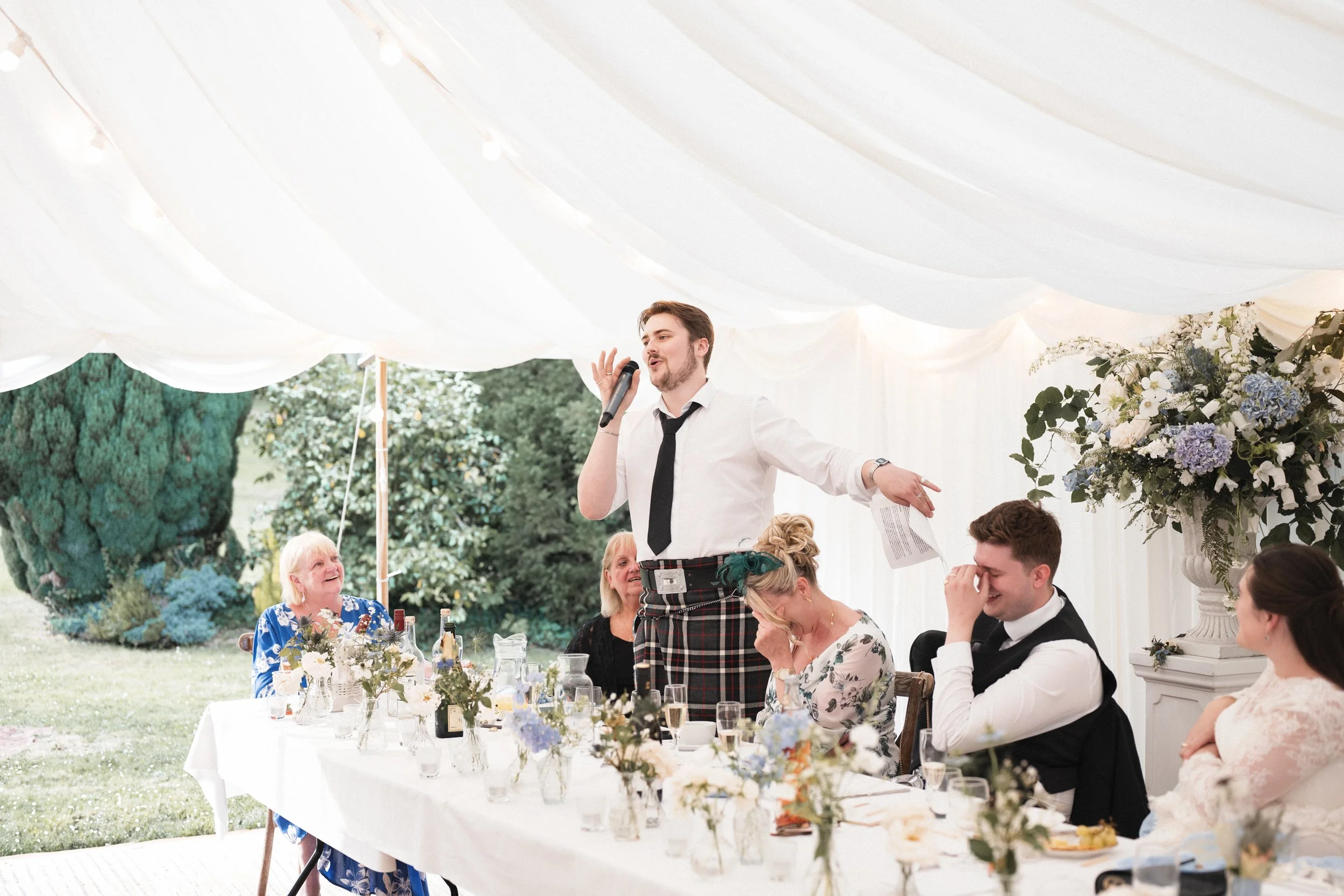 Oxfordshire-Wedding-Photographer-242.jpg