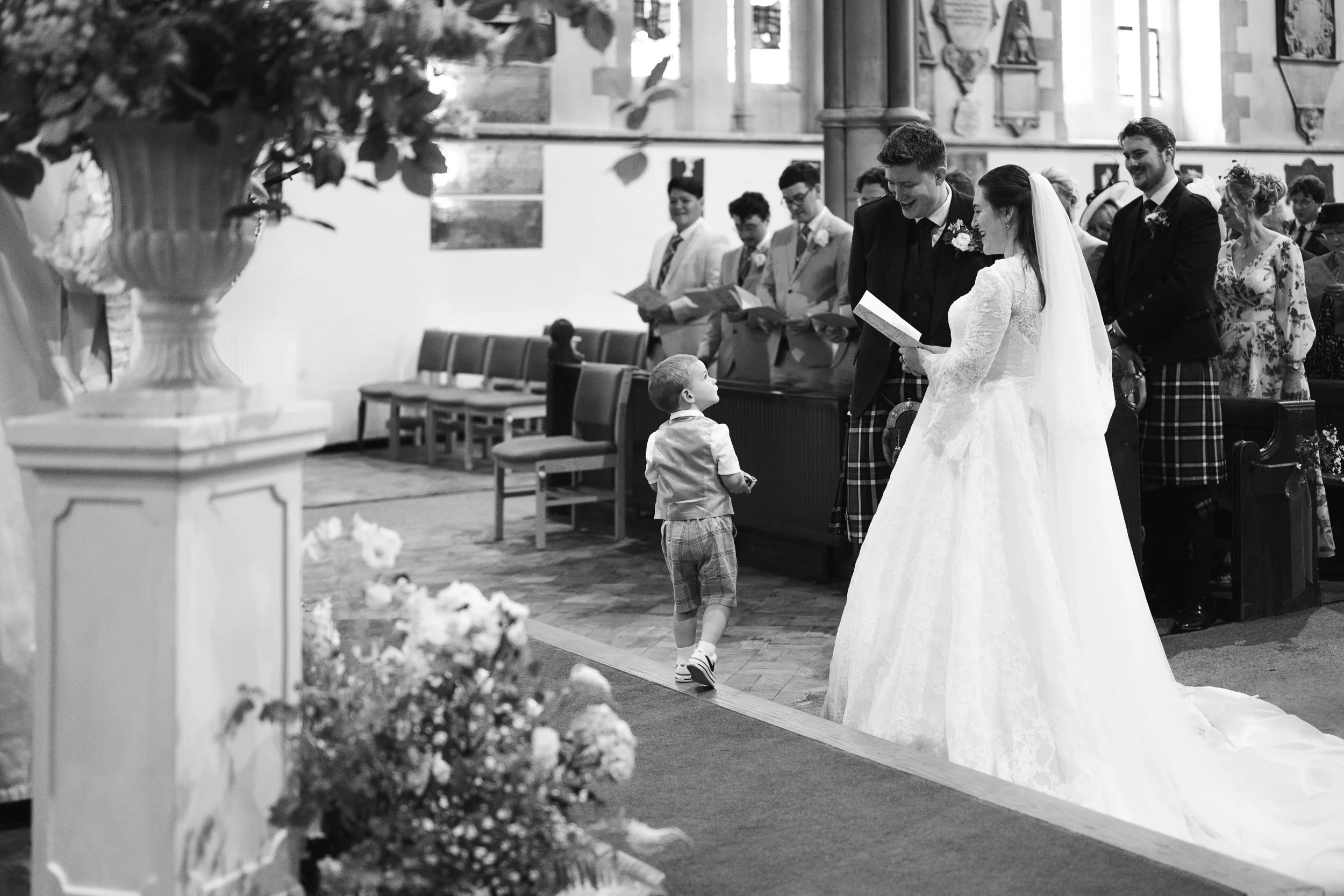 Oxfordshire-Wedding-Photographer-072.jpg