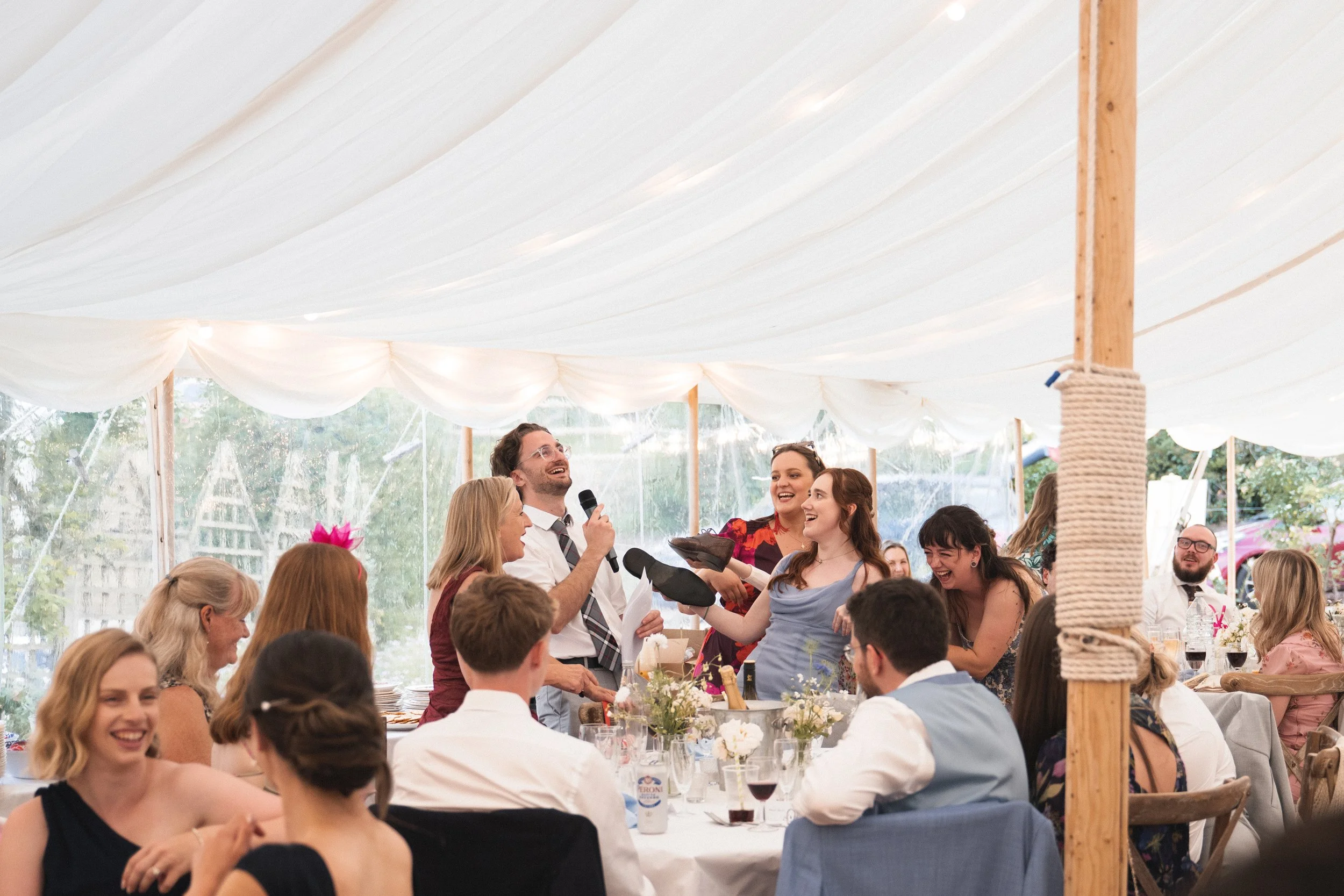 Oxfordshire-Wedding-Photographer-210.jpg