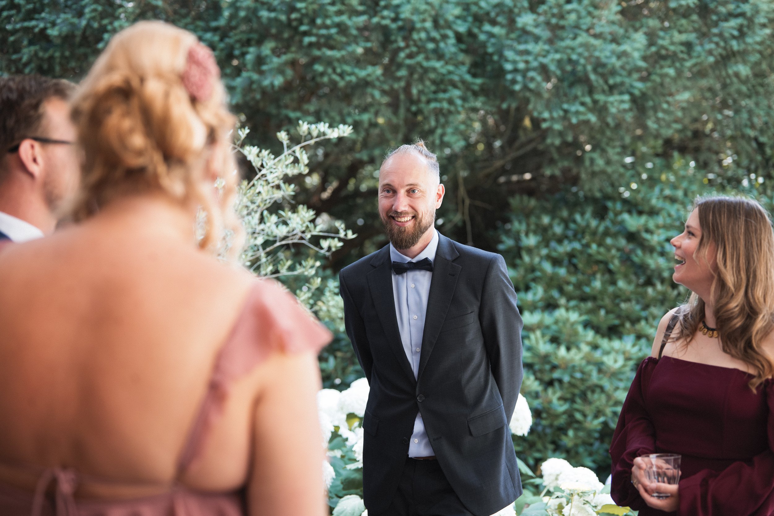 Oxfordshire-Garden-Wedding-Photographer-108.jpg
