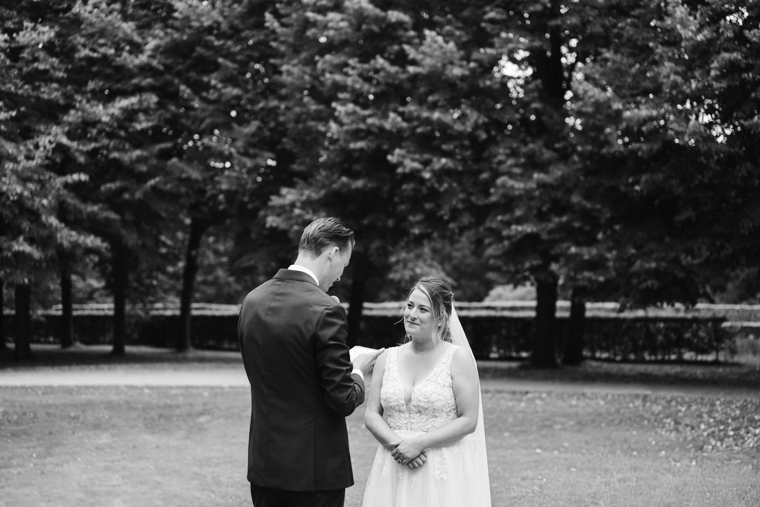 wedding-photographer-northamptonshire-bride-groom-couple-portraits-380.jpg