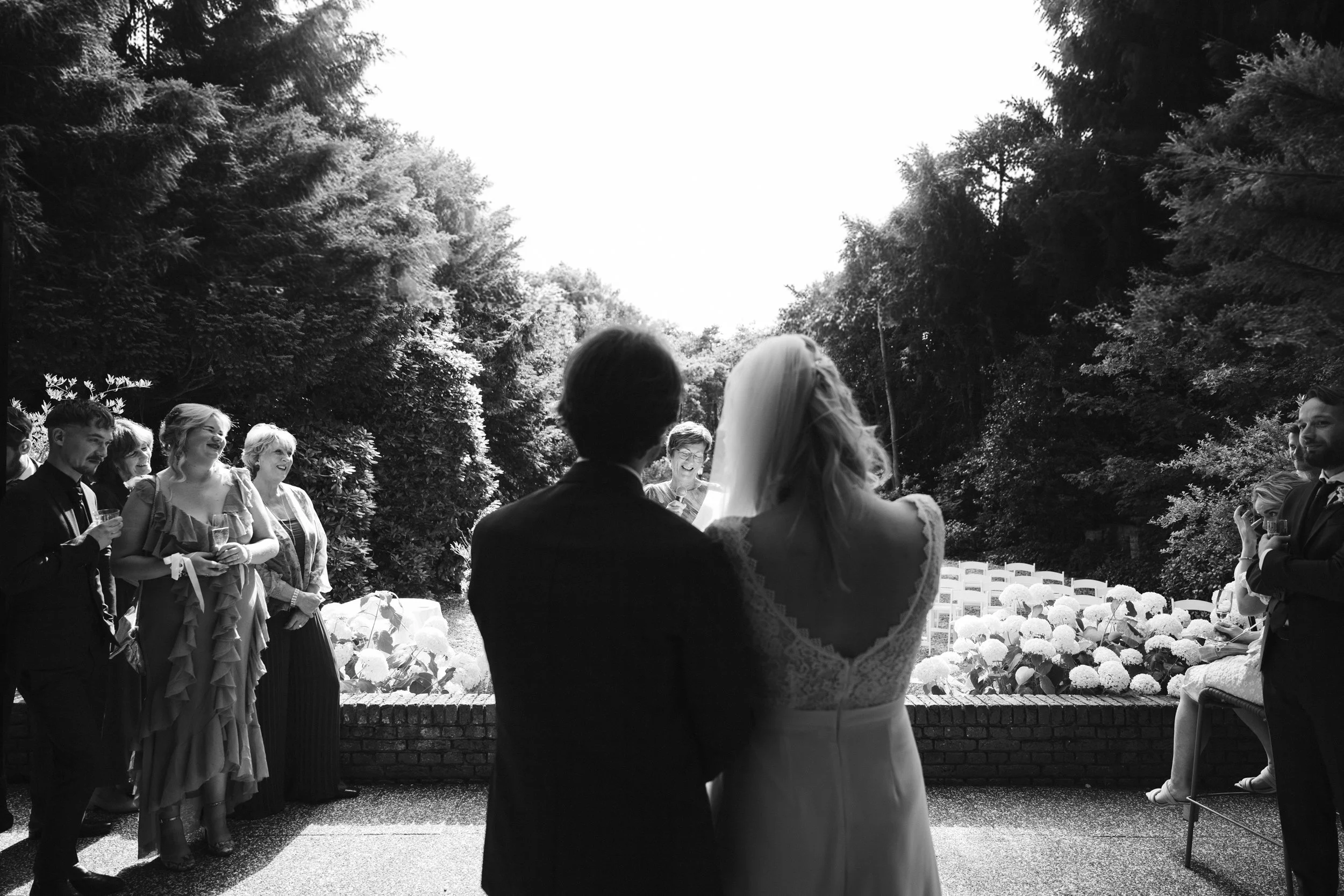 Oxfordshire-Garden-Wedding-Photographer-411.jpg