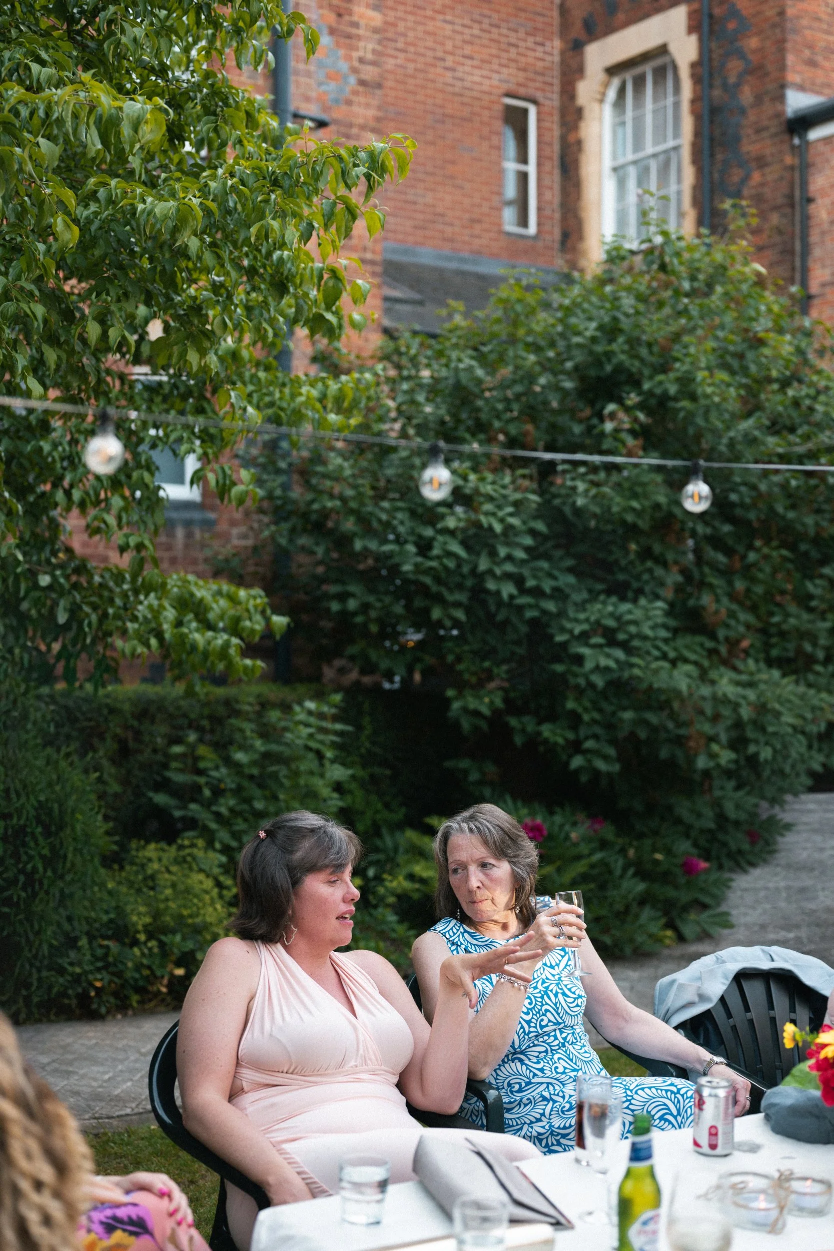 warwickshire-wedding-photographer-rugby-school-500.jpg