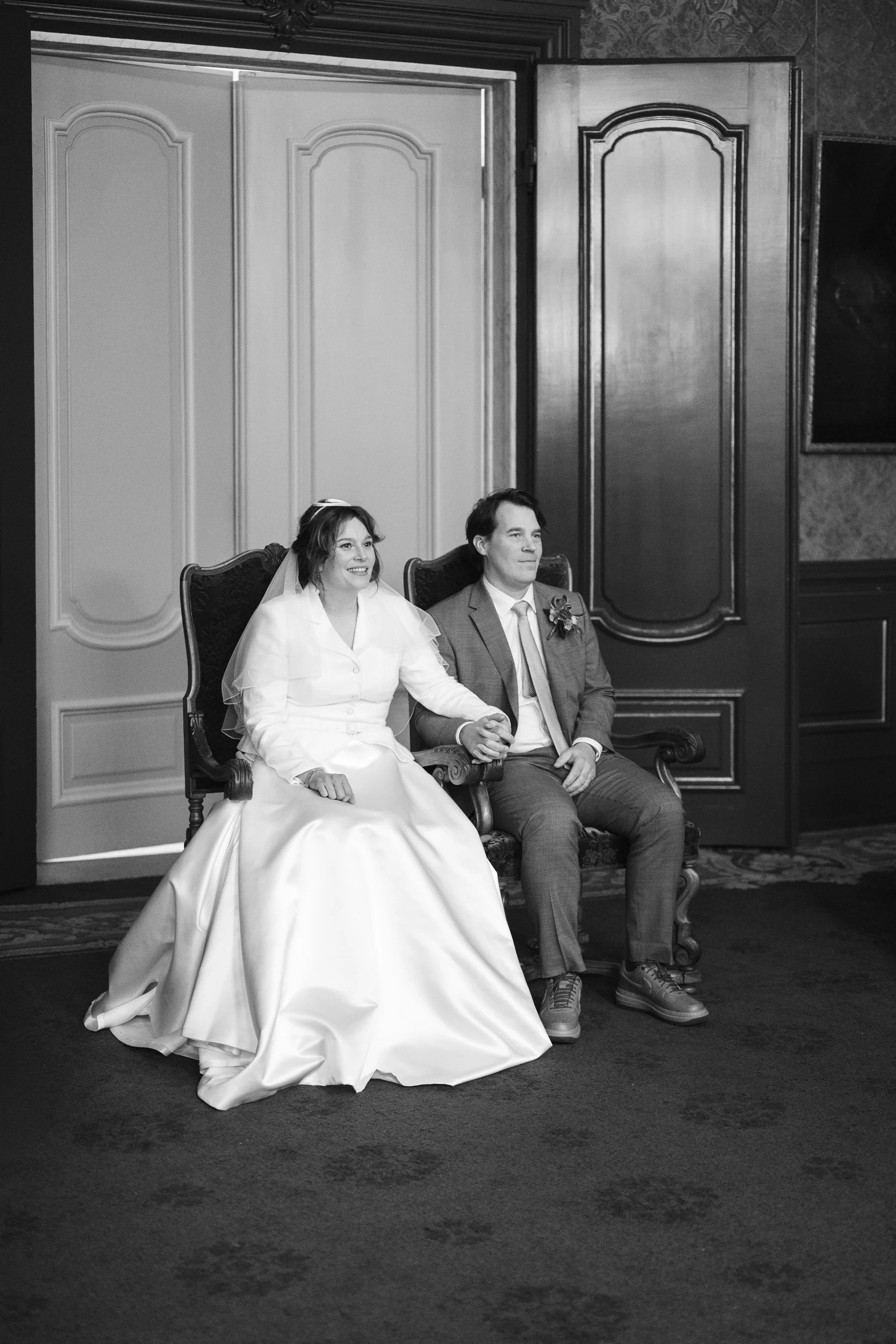 wedding-photographer-oxfordshire-bride-groom-couple-portraits-0755.jpg