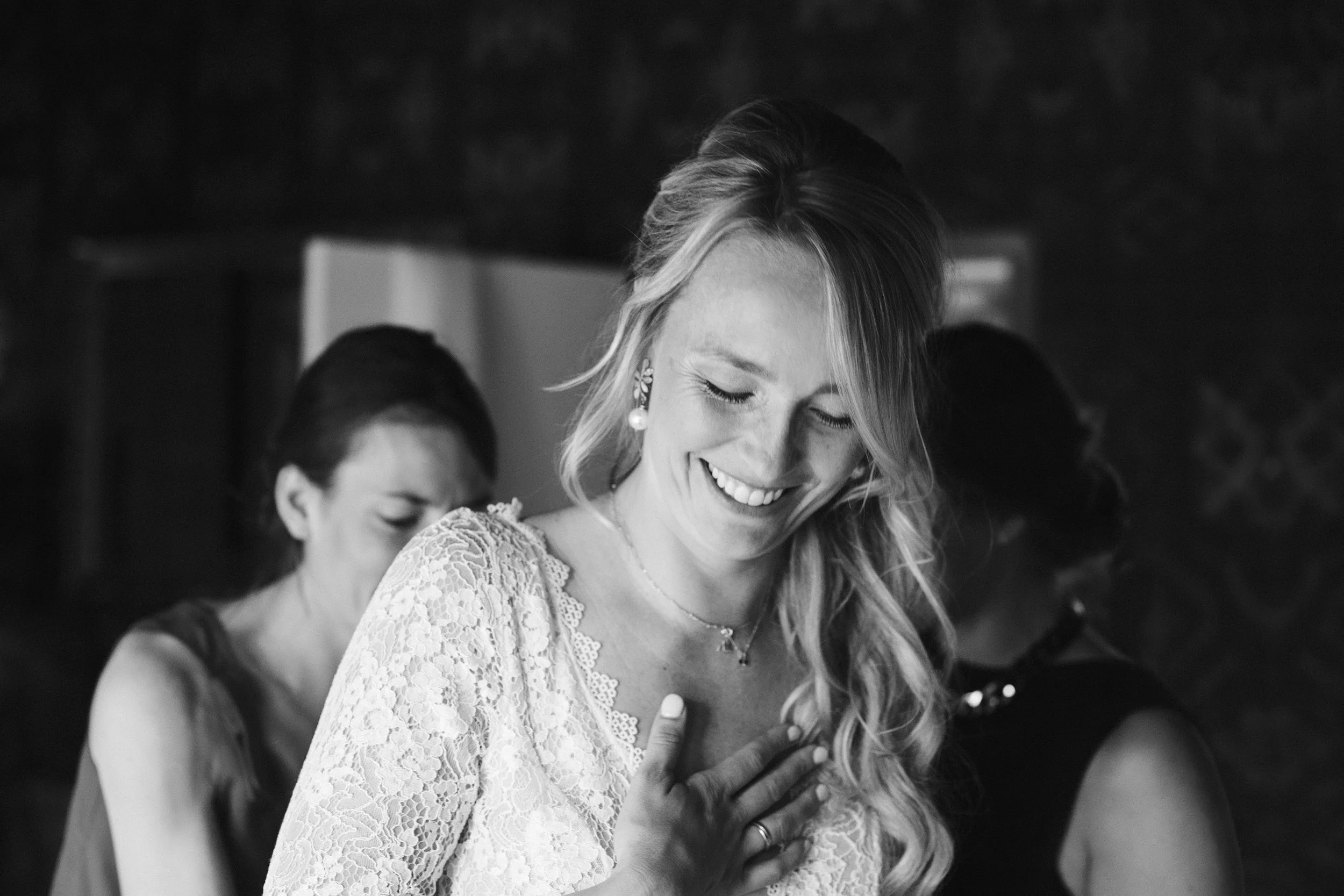 Oxfordshire-Garden-Wedding-Photographer-078.jpg