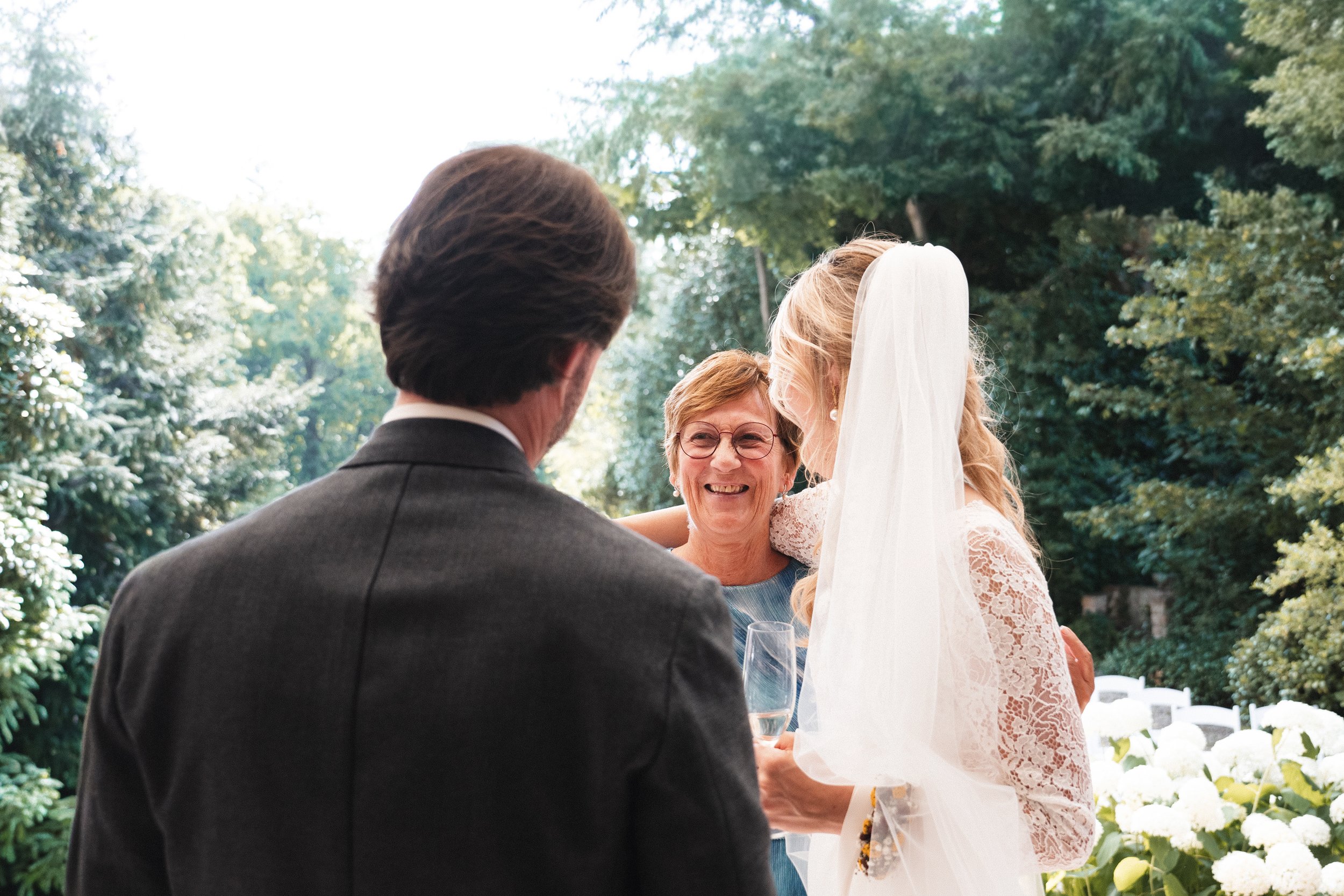 Oxfordshire-Garden-Wedding-Photographer-420.jpg