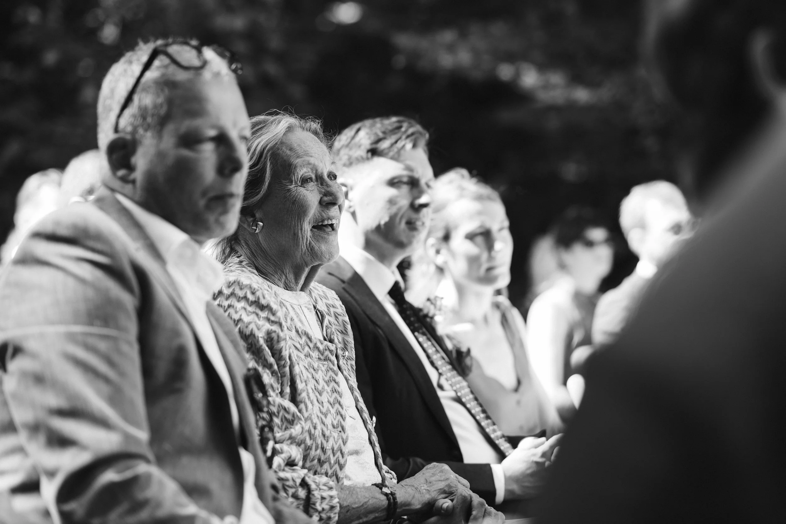Oxfordshire-Garden-Wedding-Photographer-277.jpg