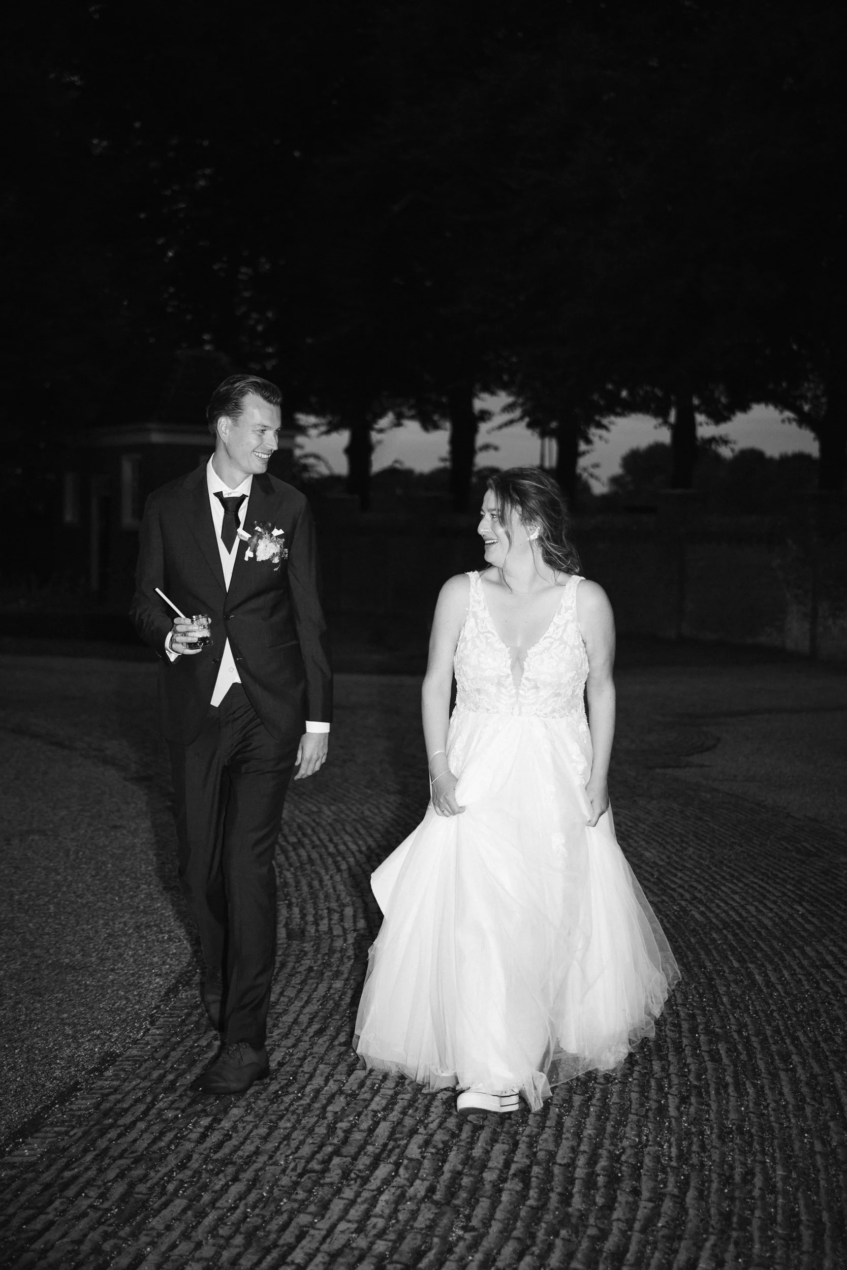 wedding-photographer-northamptonshire-bride-groom-couple-portraits-665.jpg