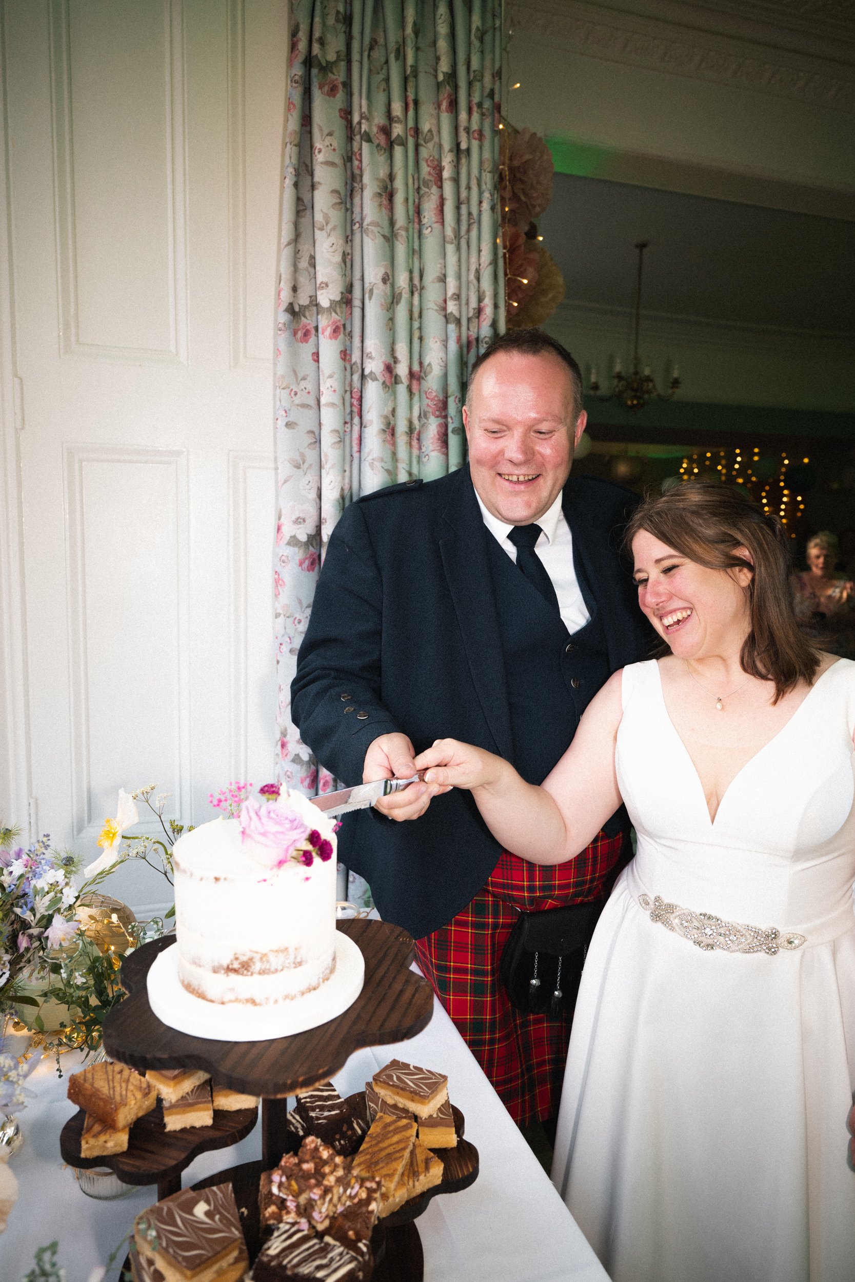 warwickshire-wedding-photographer-rugby-school-518.jpg
