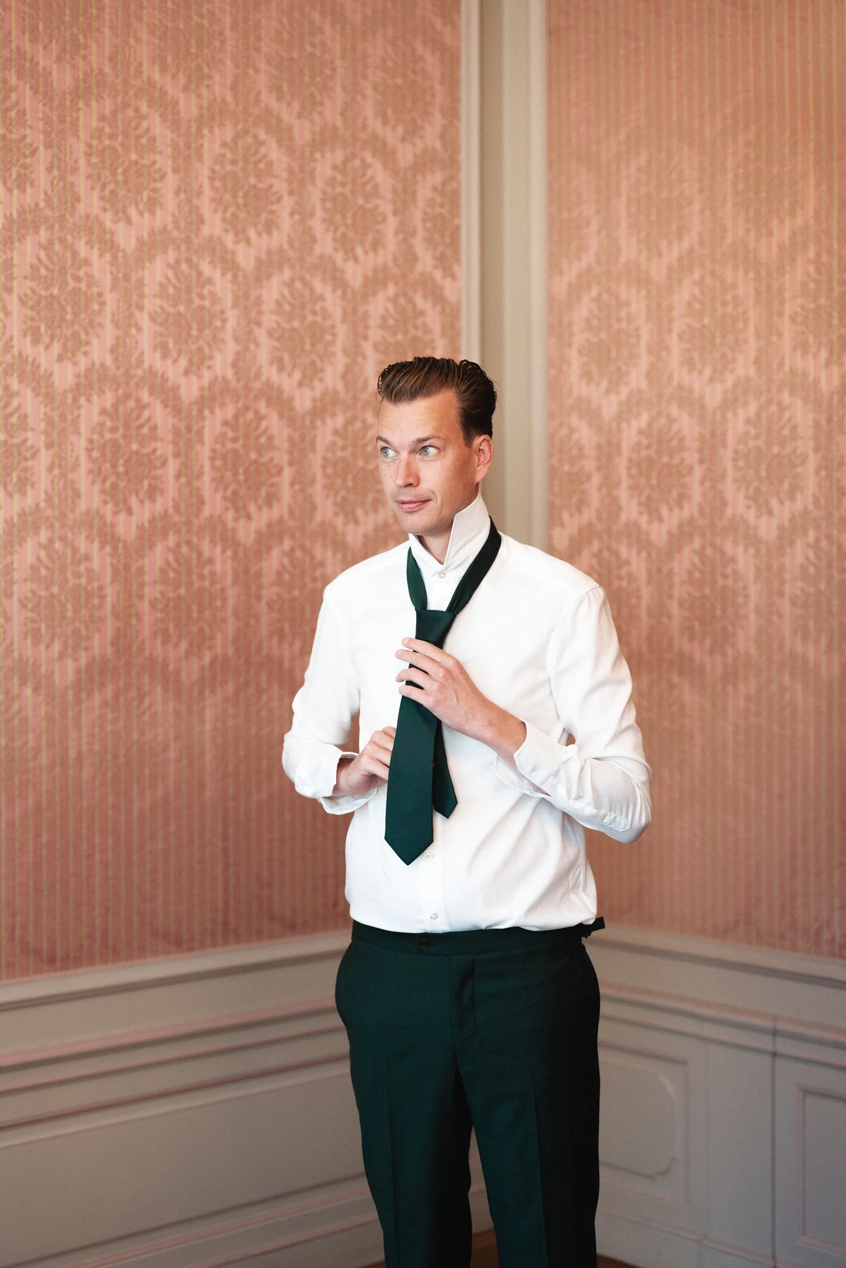 wedding-photographer-northamptonshire-bride-groom-couple-portraits-064.jpg