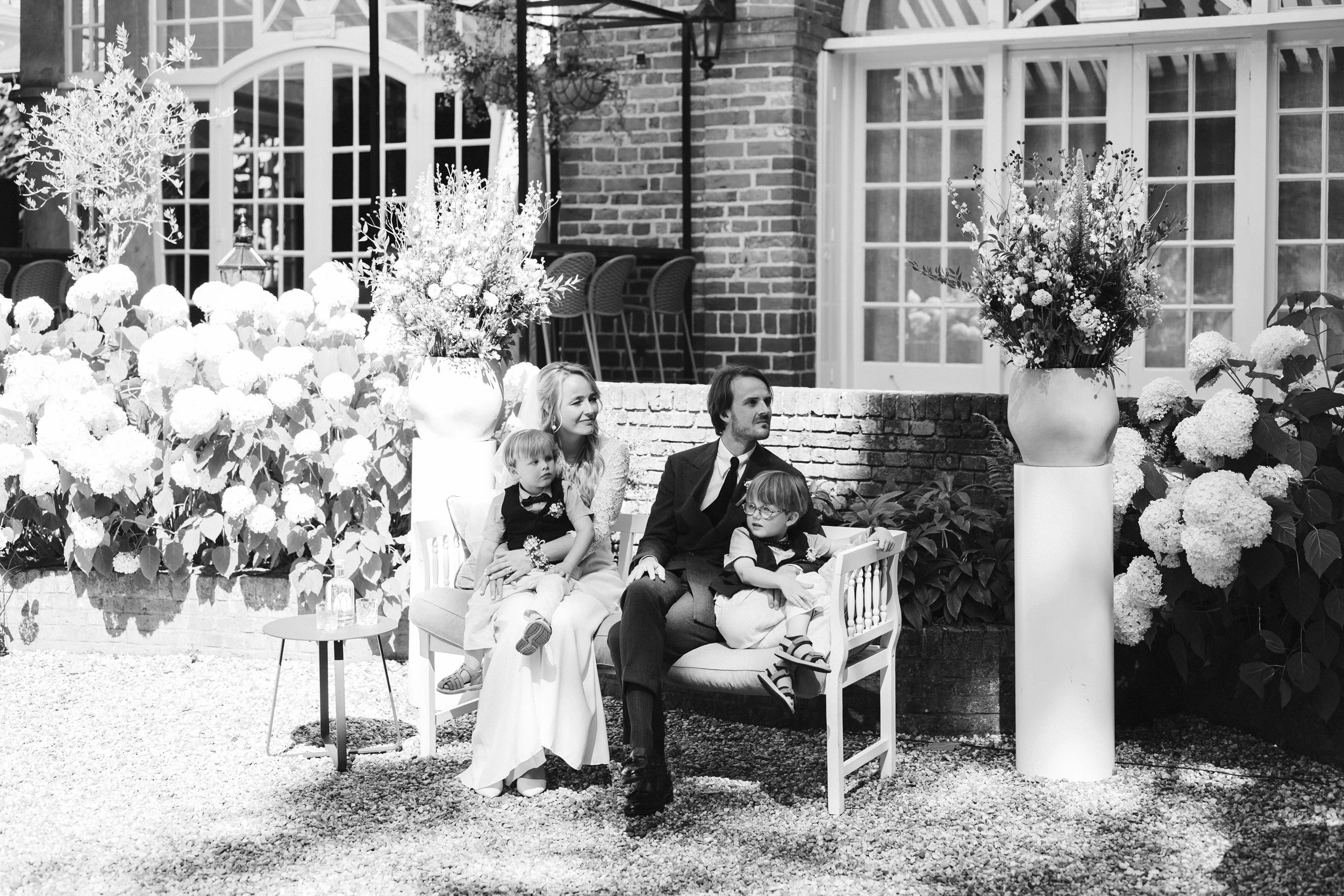 Oxfordshire-Garden-Wedding-Photographer-258.jpg