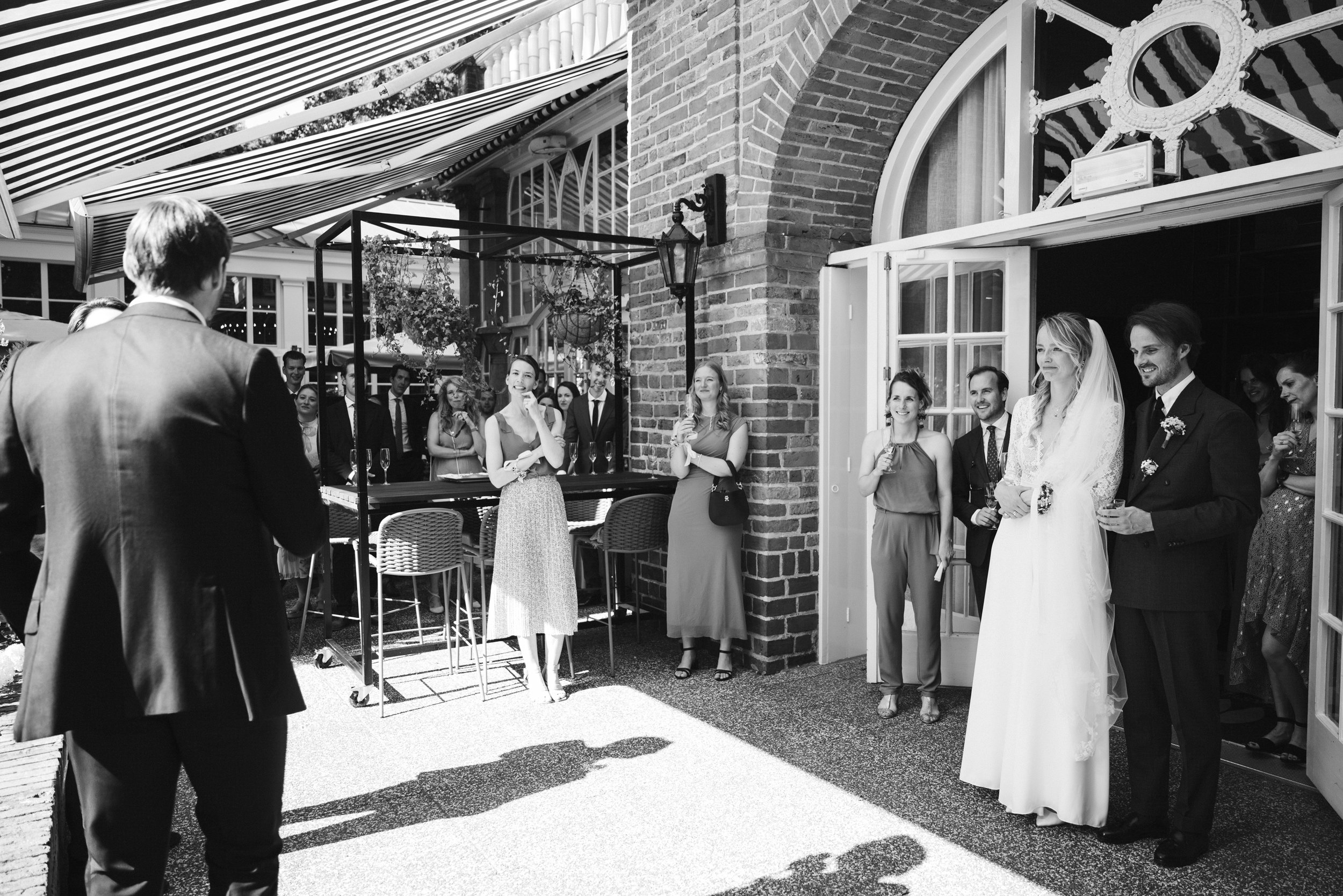 Oxfordshire-Garden-Wedding-Photographer-383.jpg