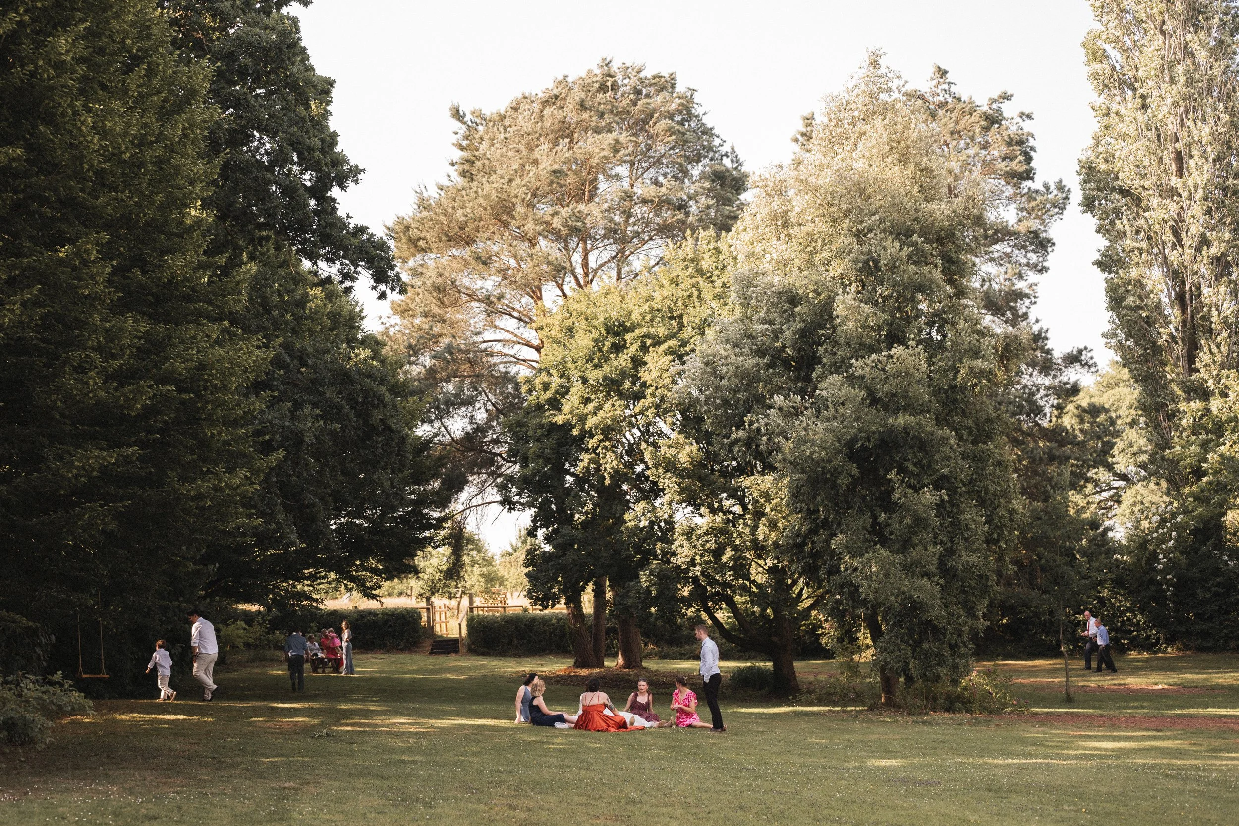 Oxfordshire-Wedding-Photographer-194.jpg