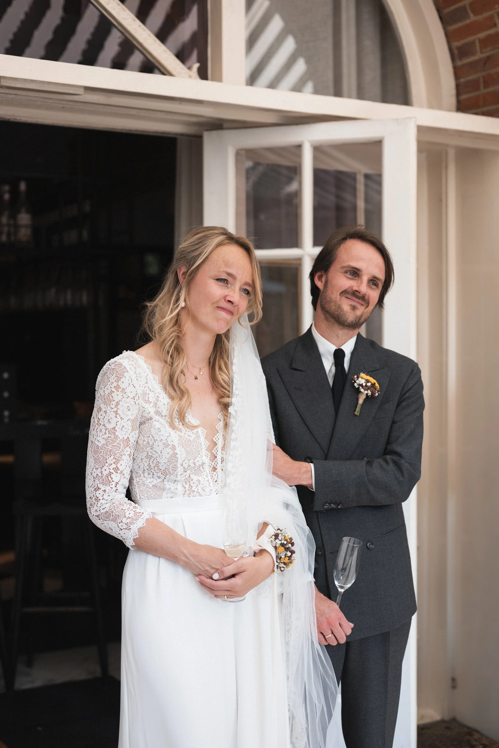 Oxfordshire-Garden-Wedding-Photographer-417.jpg