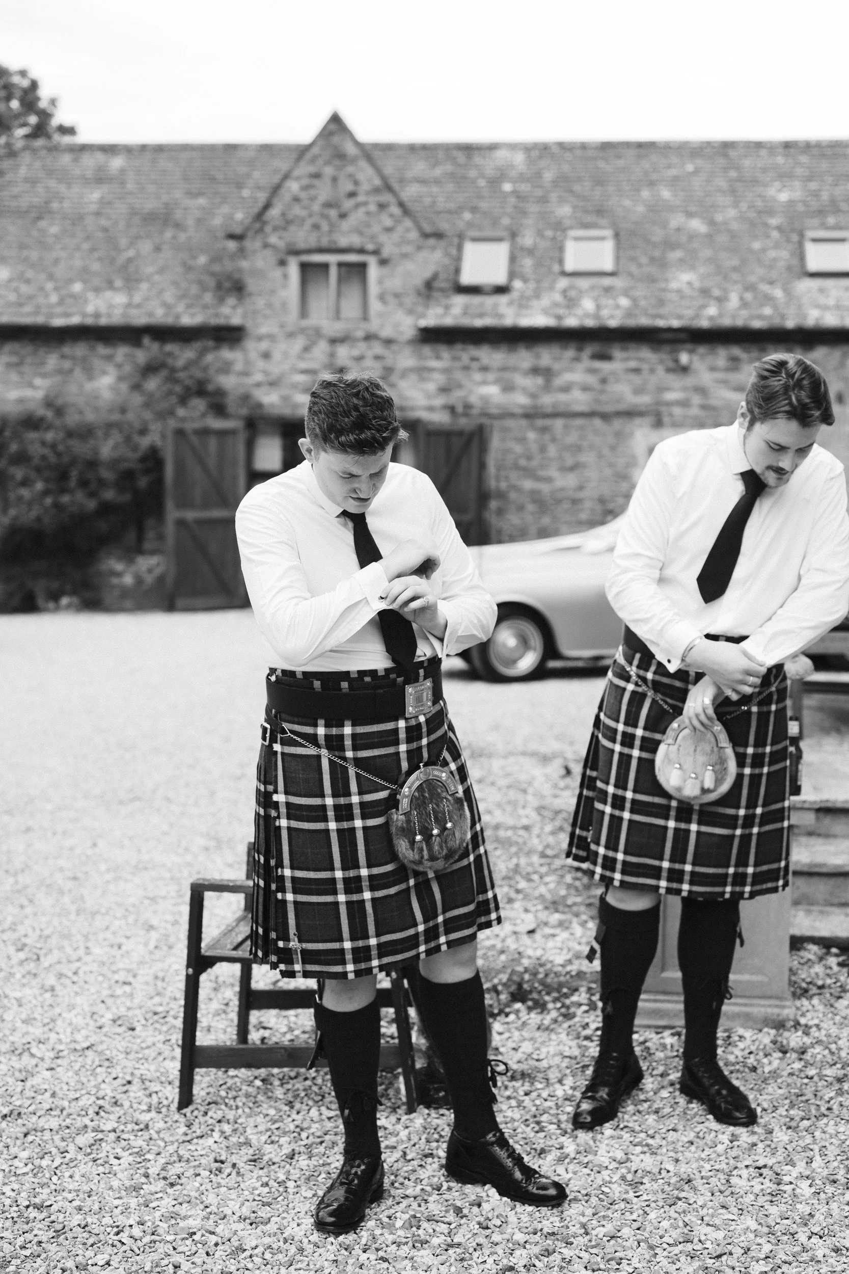 Oxfordshire-Wedding-Photographer-017.jpg