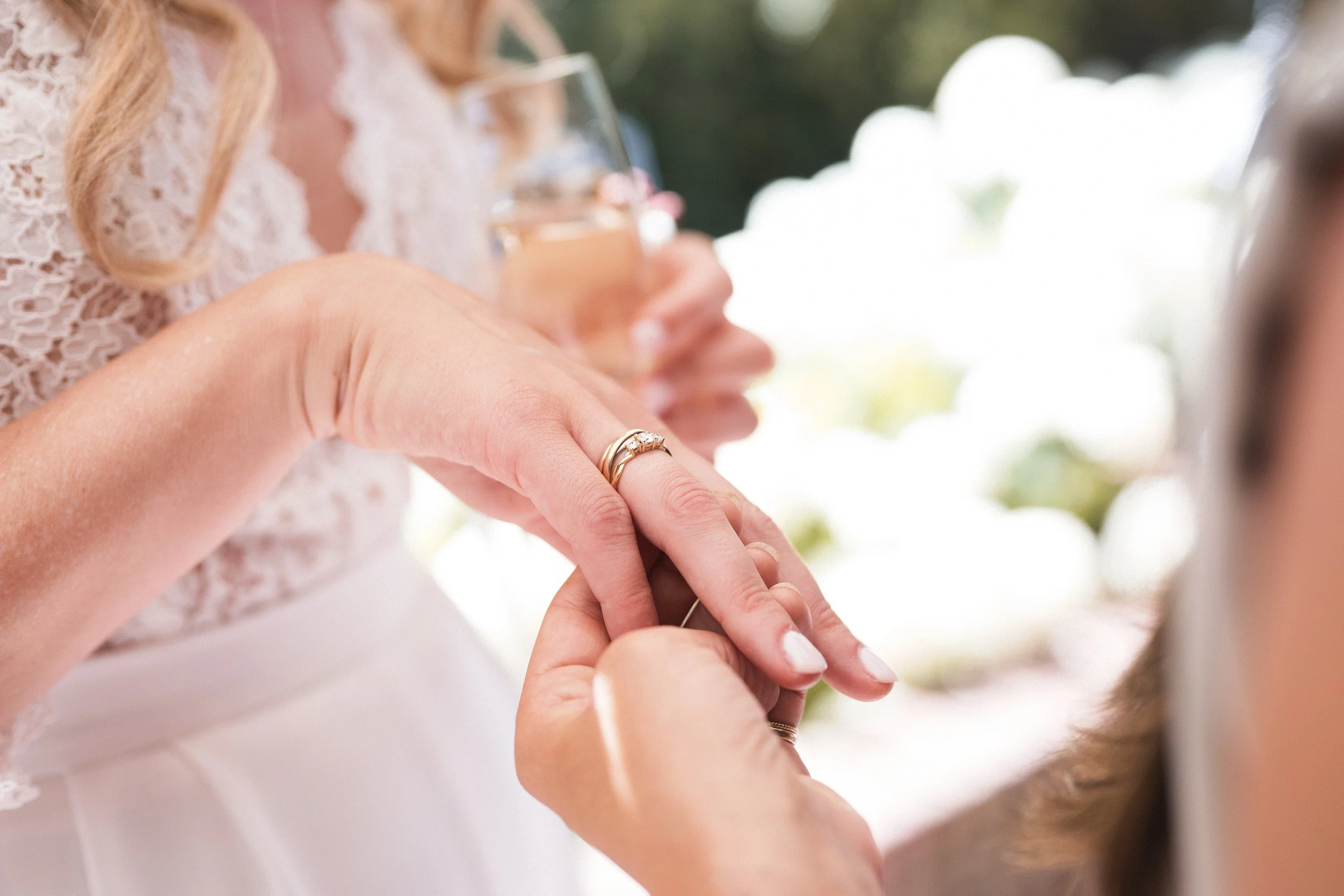 Oxfordshire-Garden-Wedding-Photographer-339.jpg