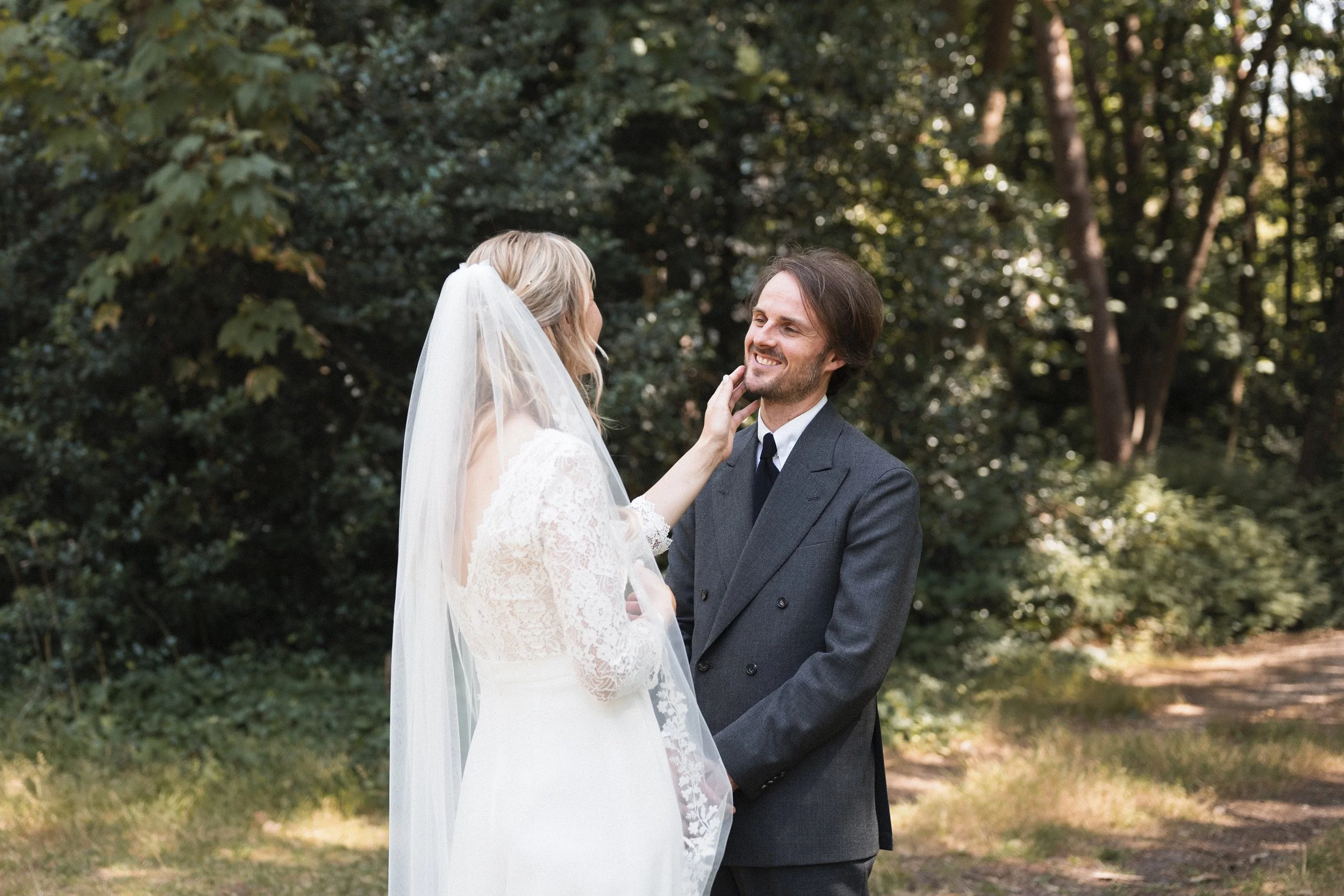 Oxfordshire-Garden-Wedding-Photographer-181.jpg