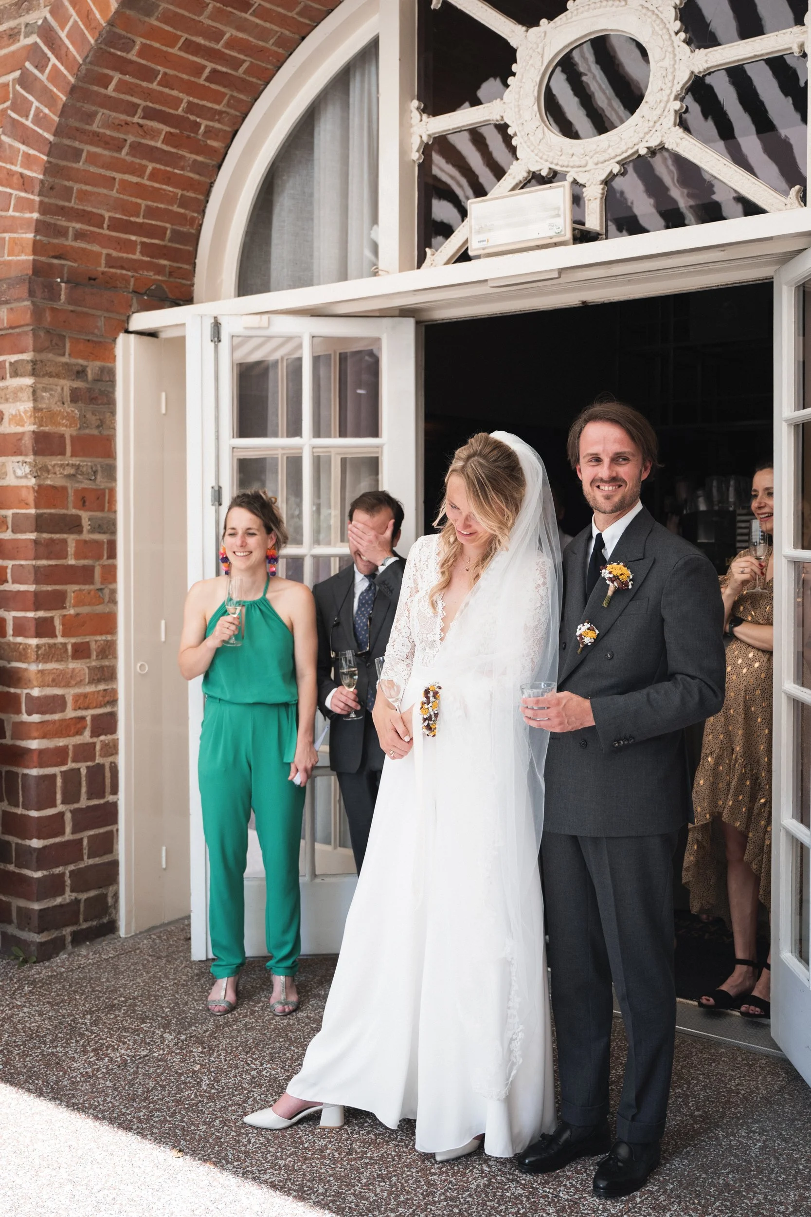 Oxfordshire-Garden-Wedding-Photographer-388.jpg