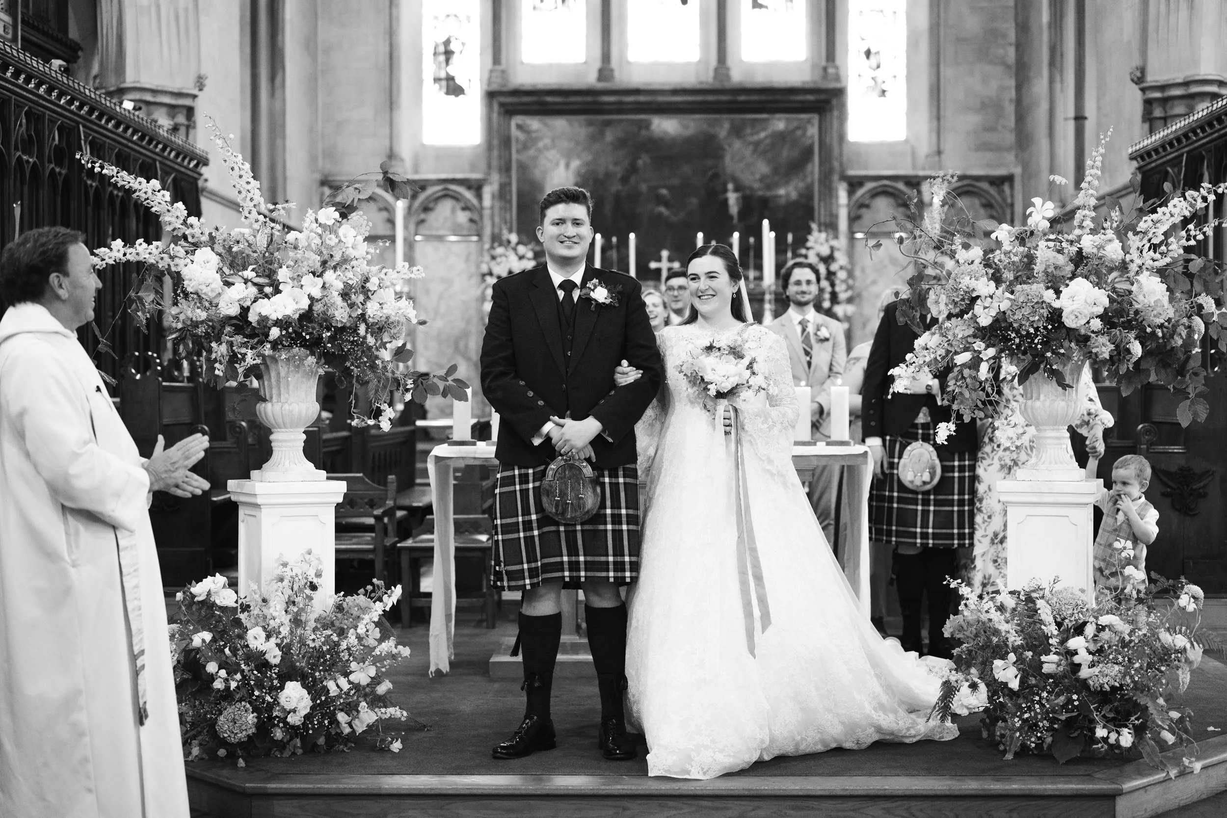 Oxfordshire-Wedding-Photographer-098.jpg