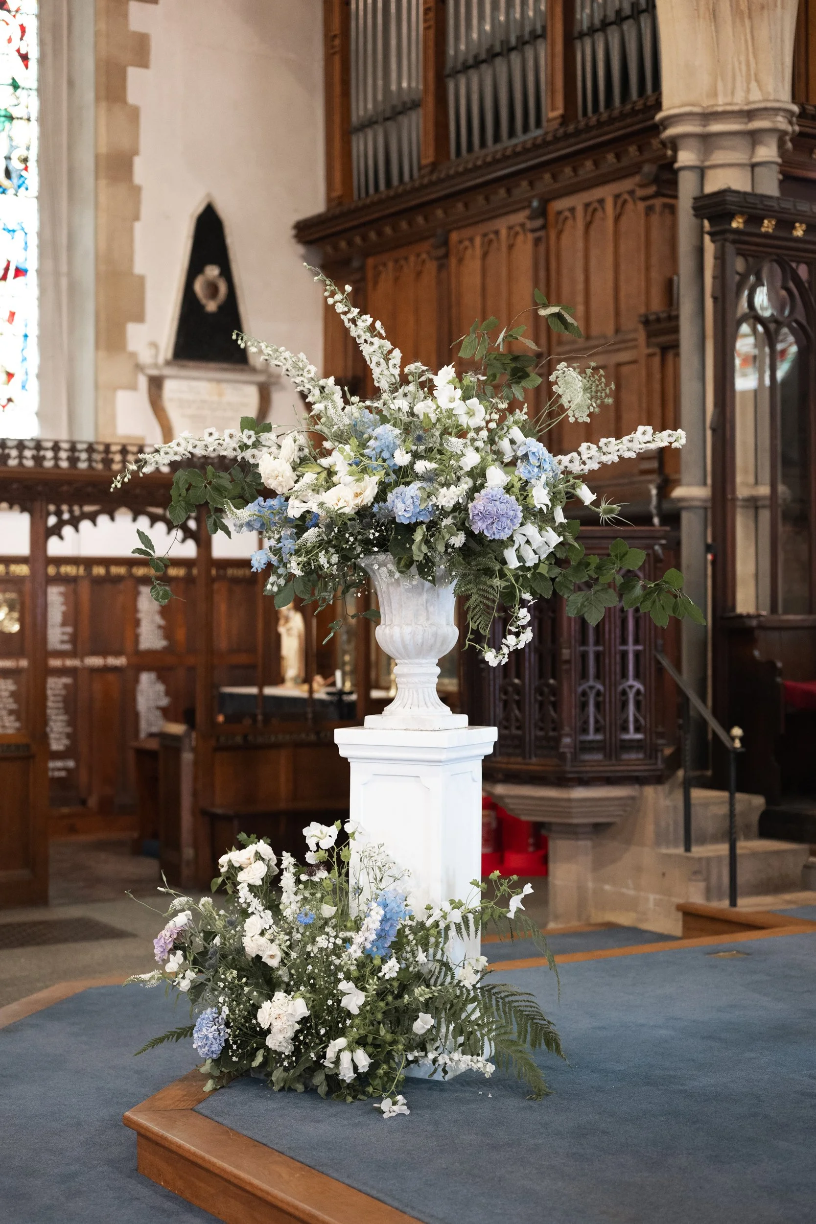 Oxfordshire-Wedding-Photographer-075.jpg