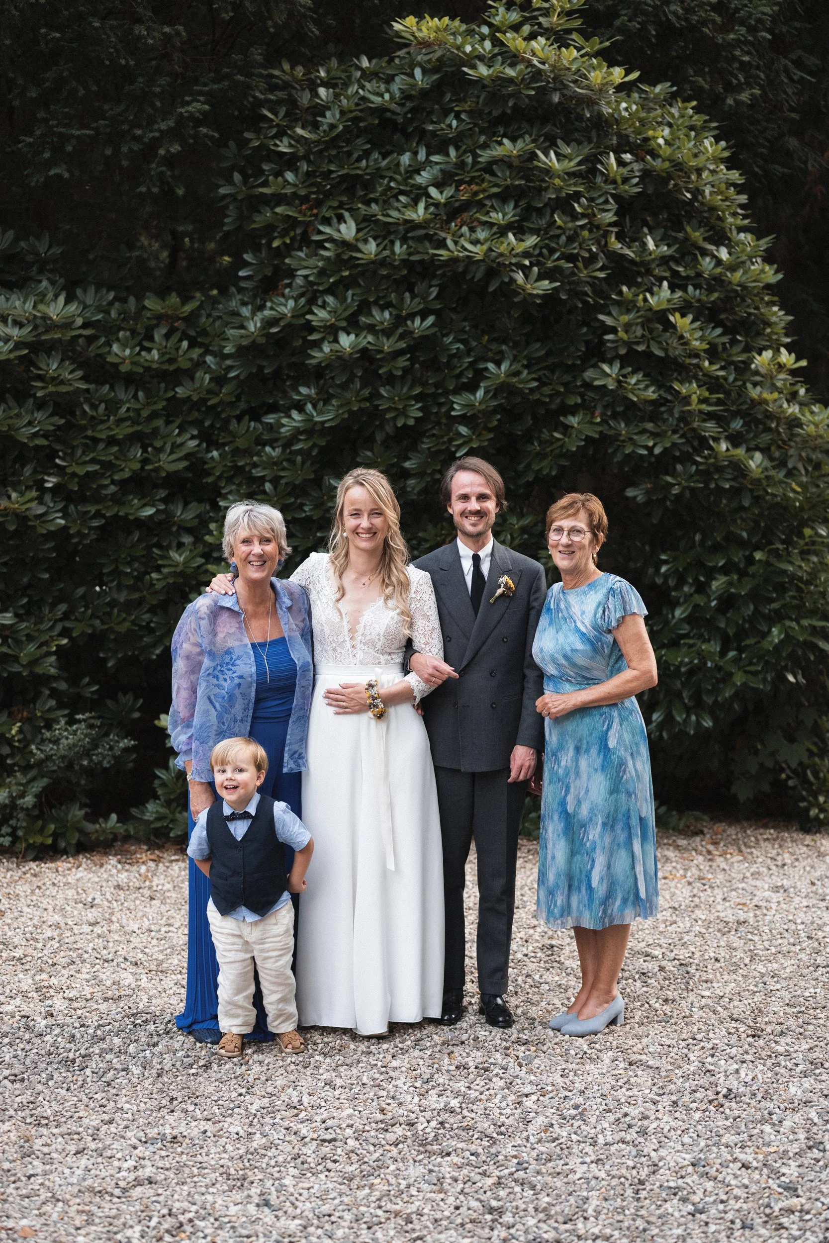 Oxfordshire-Garden-Wedding-Photographer-563.jpg