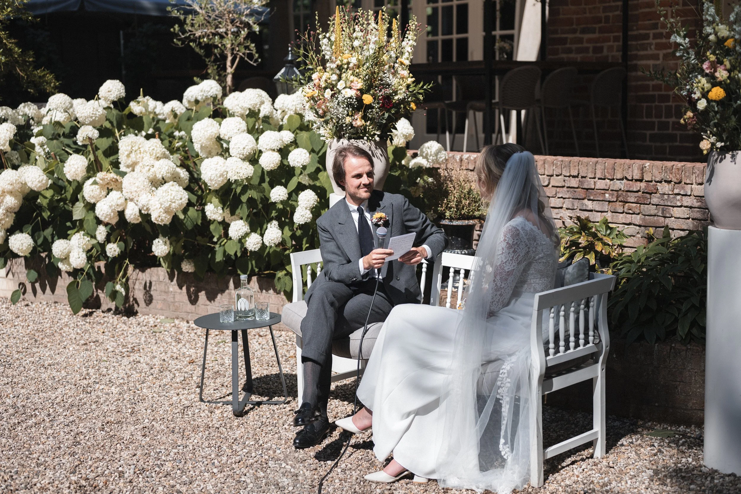 Oxfordshire-Garden-Wedding-Photographer-280.jpg