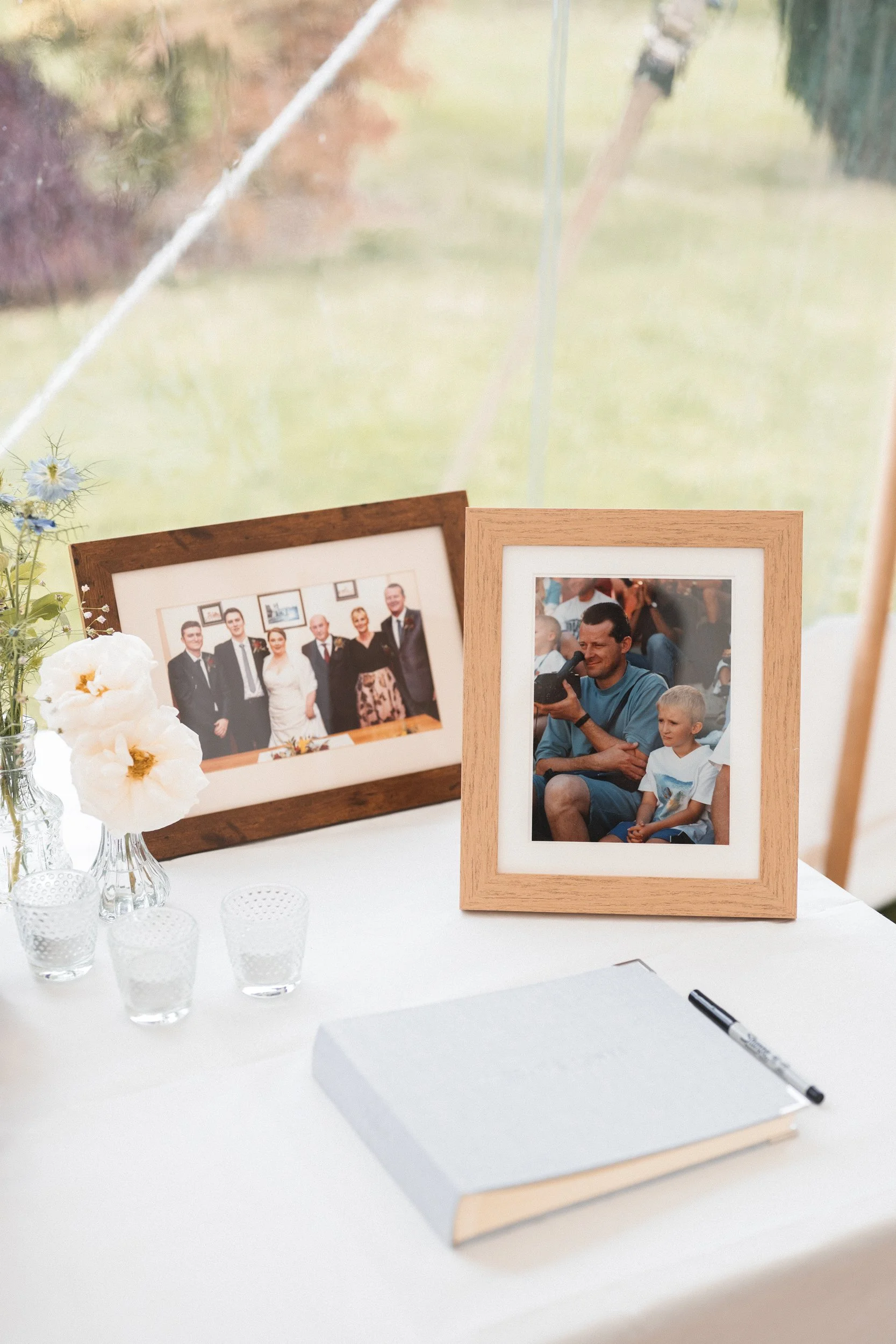Oxfordshire-Wedding-Photographer-143.jpg