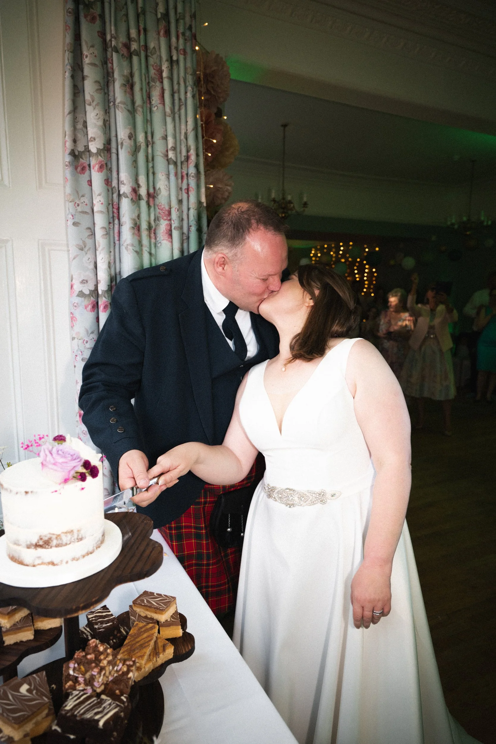 warwickshire-wedding-photographer-rugby-school-521.jpg