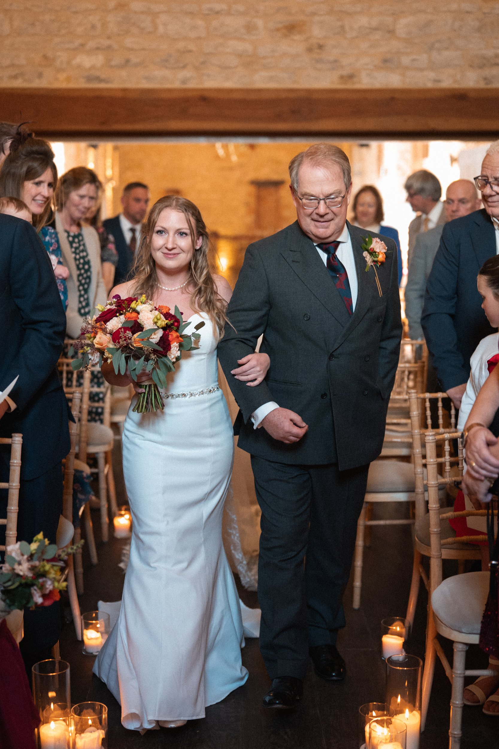 wedding-huntsmill-farm-buckinghamshire-bride-groom-couple-portraits-34.jpg