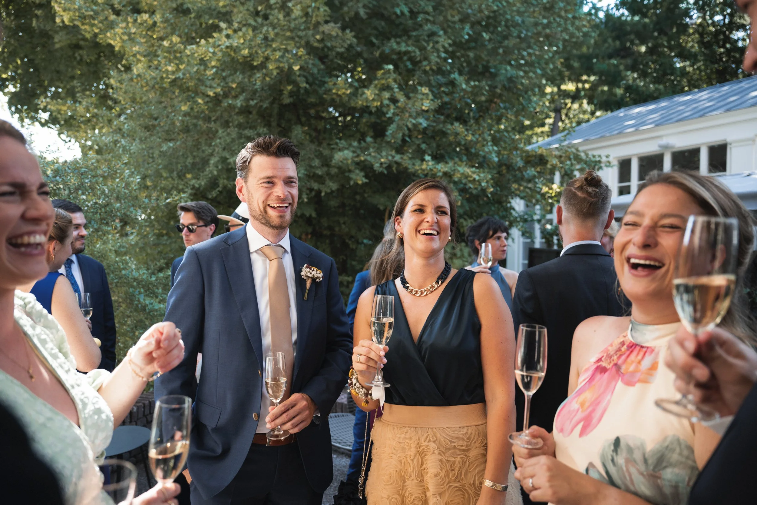 Oxfordshire-Garden-Wedding-Photographer-348.jpg