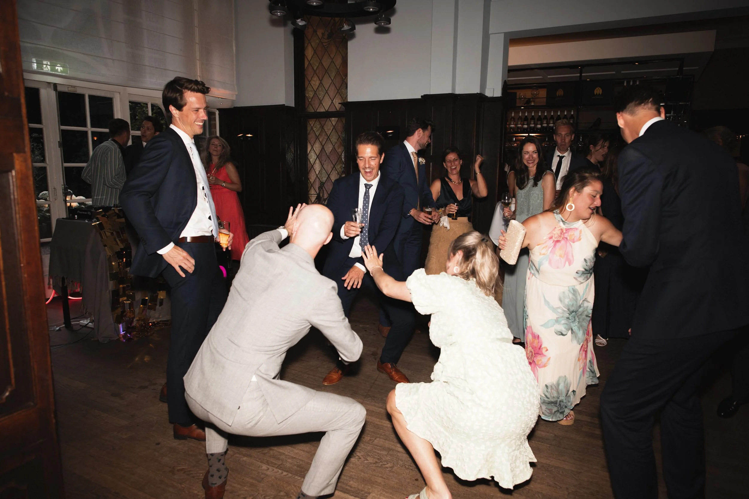 Oxfordshire-Garden-Wedding-Photographer-615.jpg