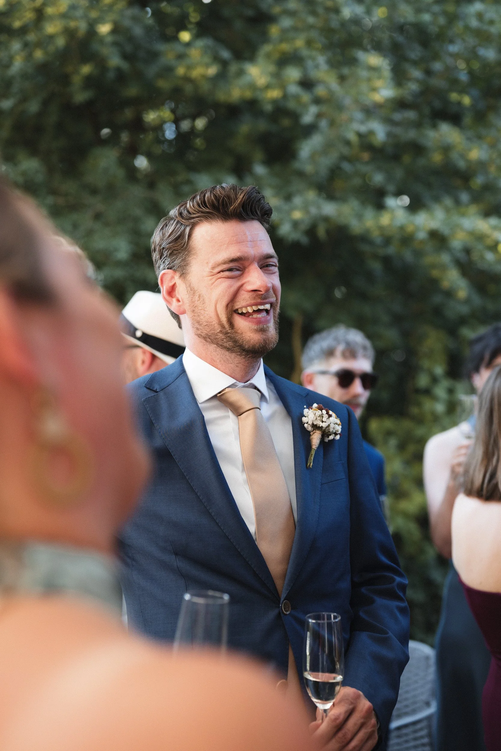 Oxfordshire-Garden-Wedding-Photographer-362.jpg