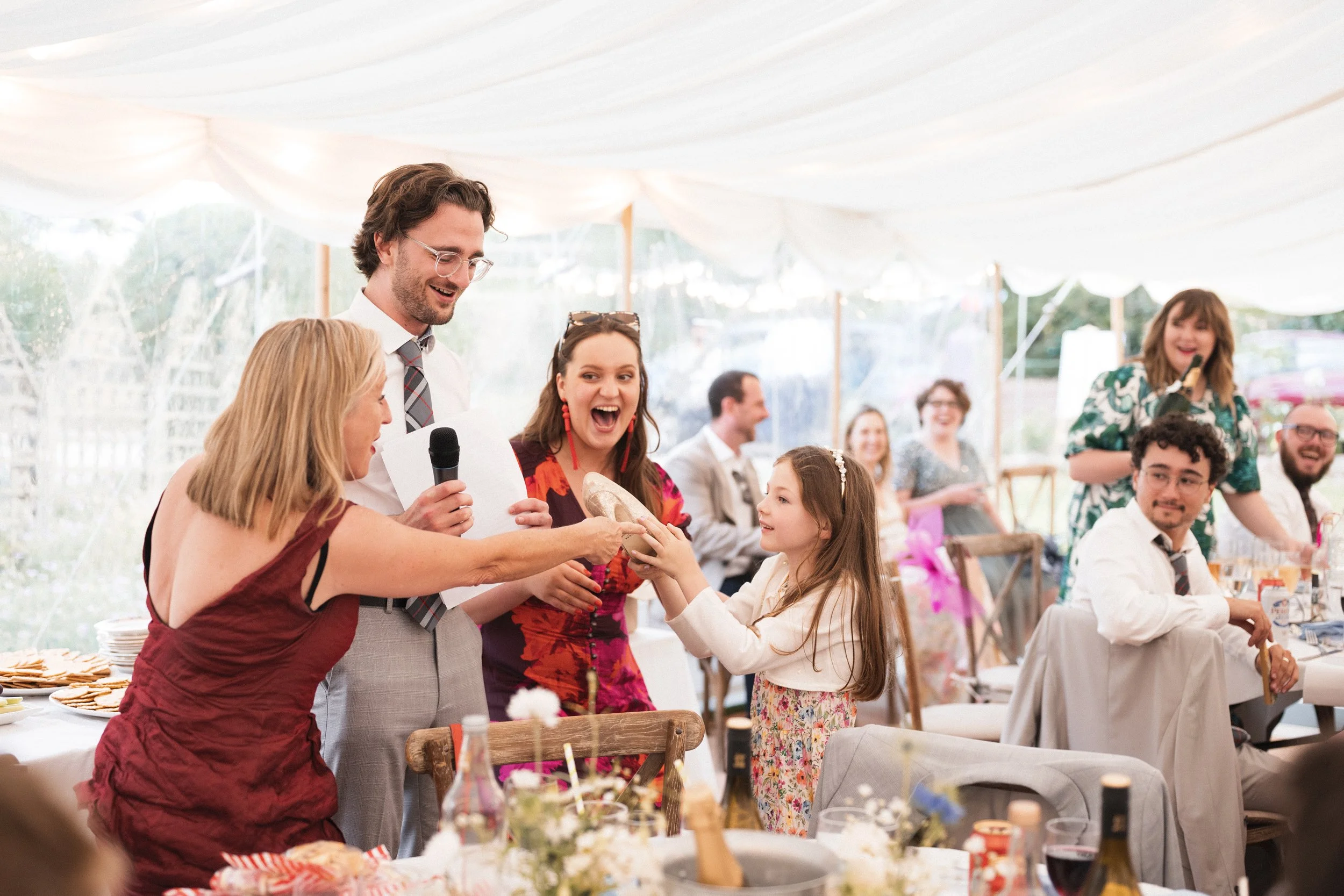 Oxfordshire-Wedding-Photographer-209.jpg